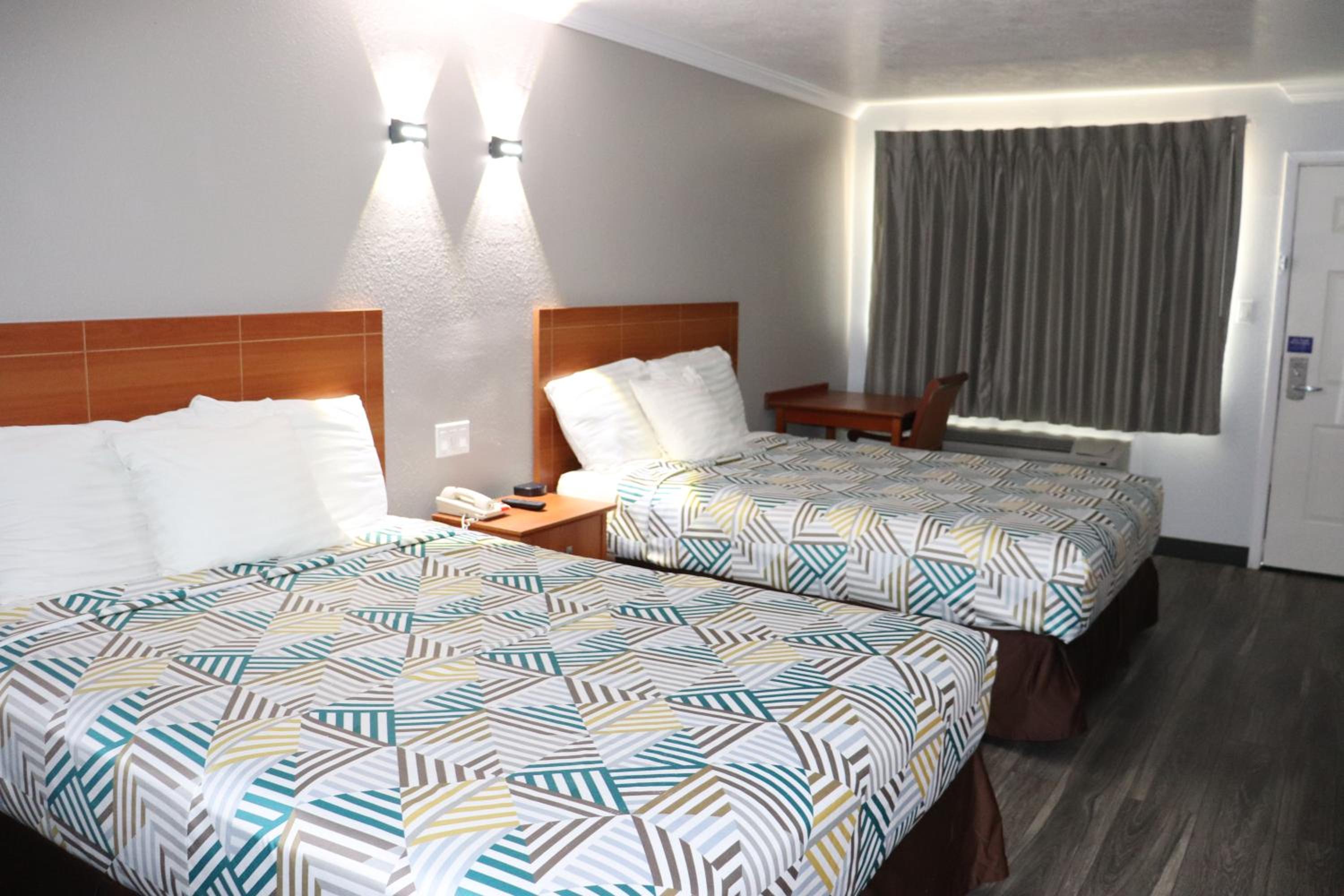 Quadruple Room photo 2