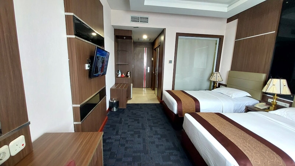 Business Twin Room photo 3