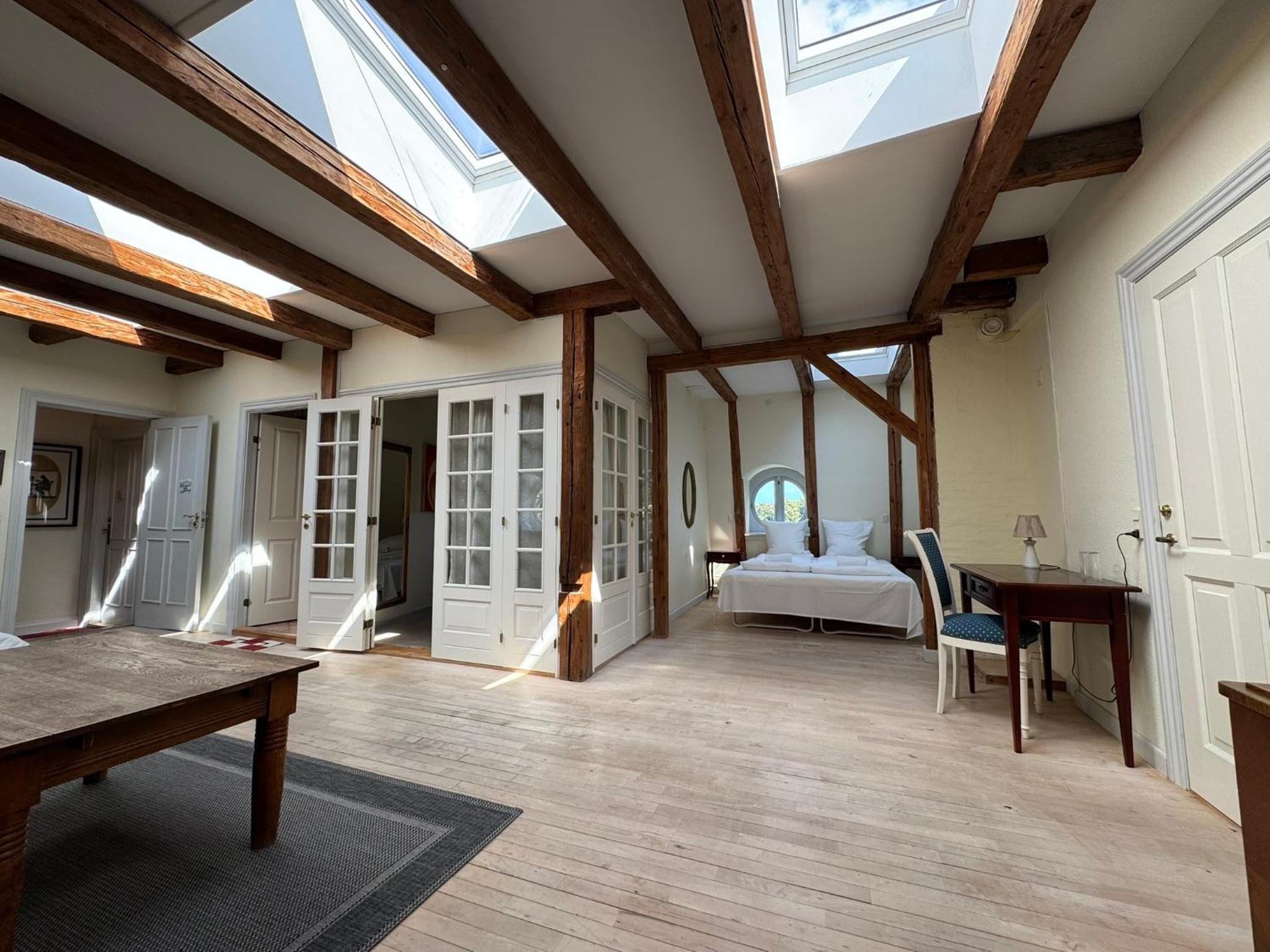 Deluxe Suite with Sea View
