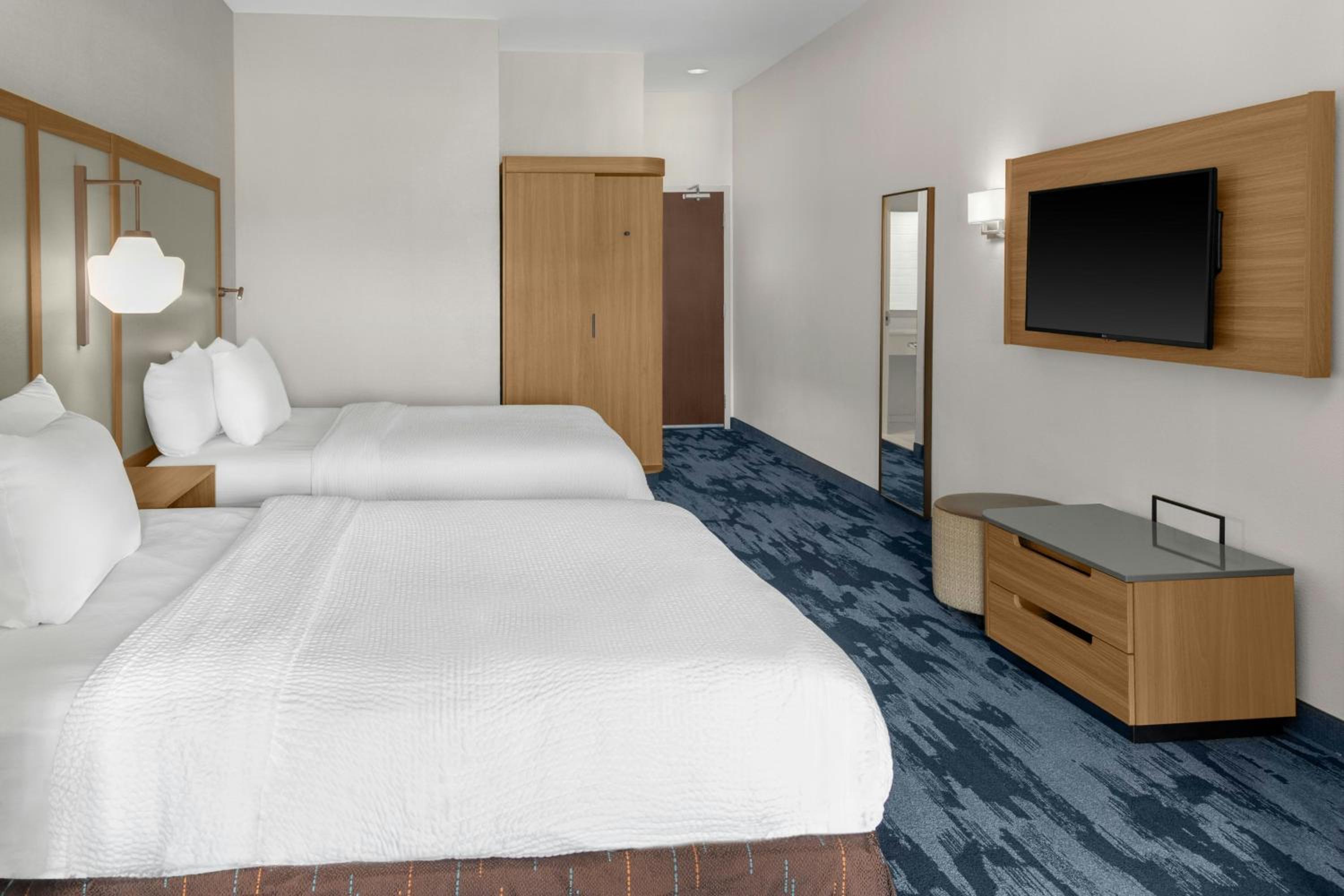 Queen Suite with Two Queen Beds and Sofa Bed