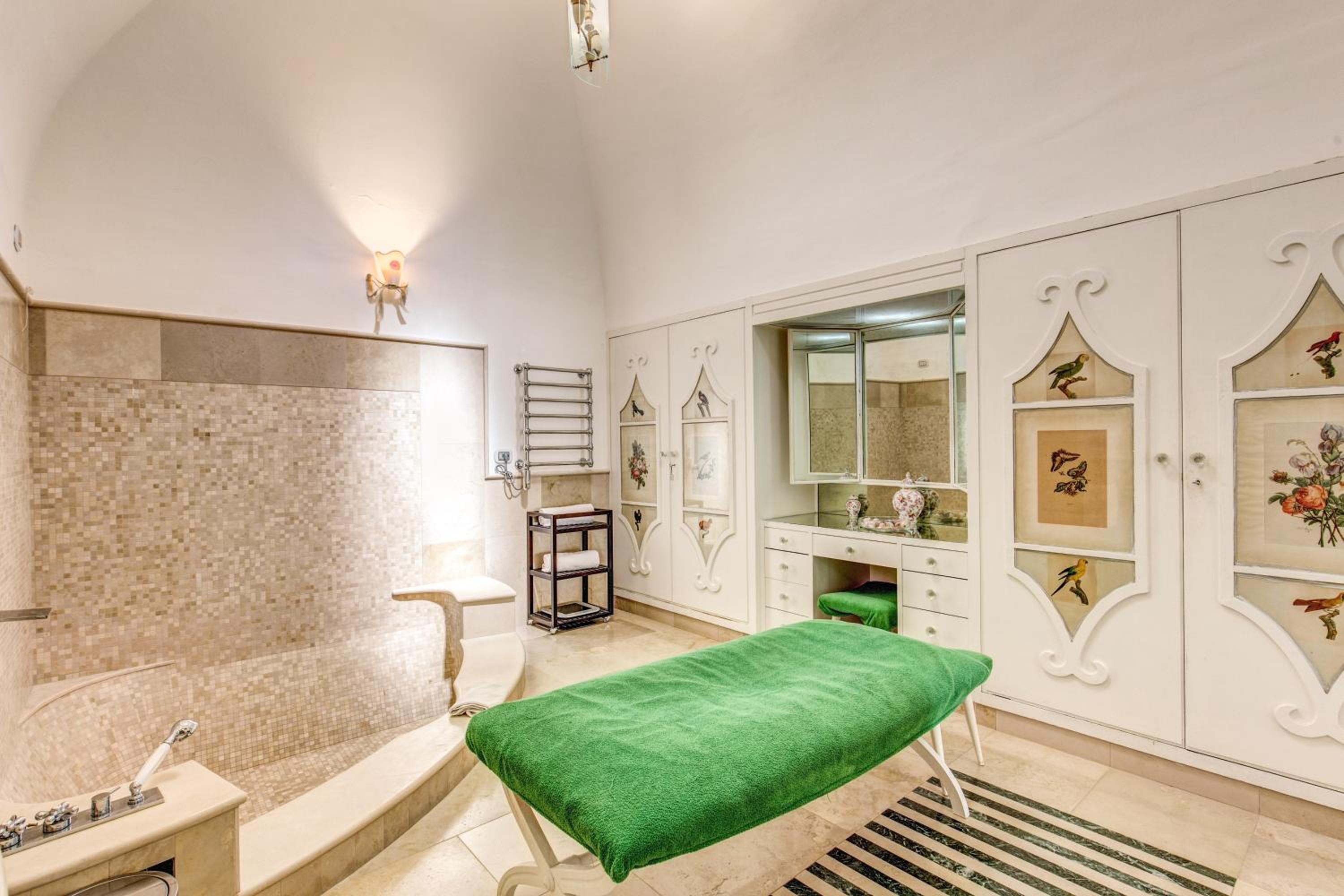 King Junior Suite with Terrace - Photo 7