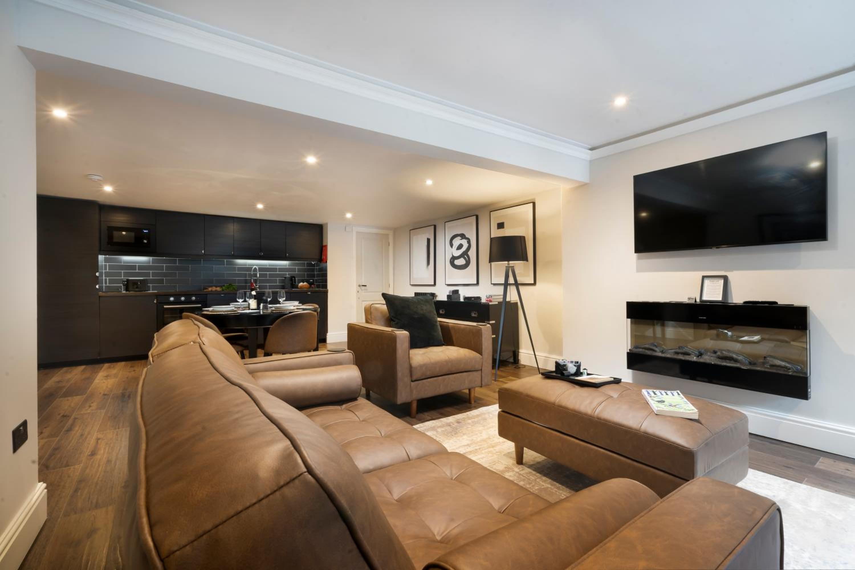 Superior One-Bedroom Apartment photo 2