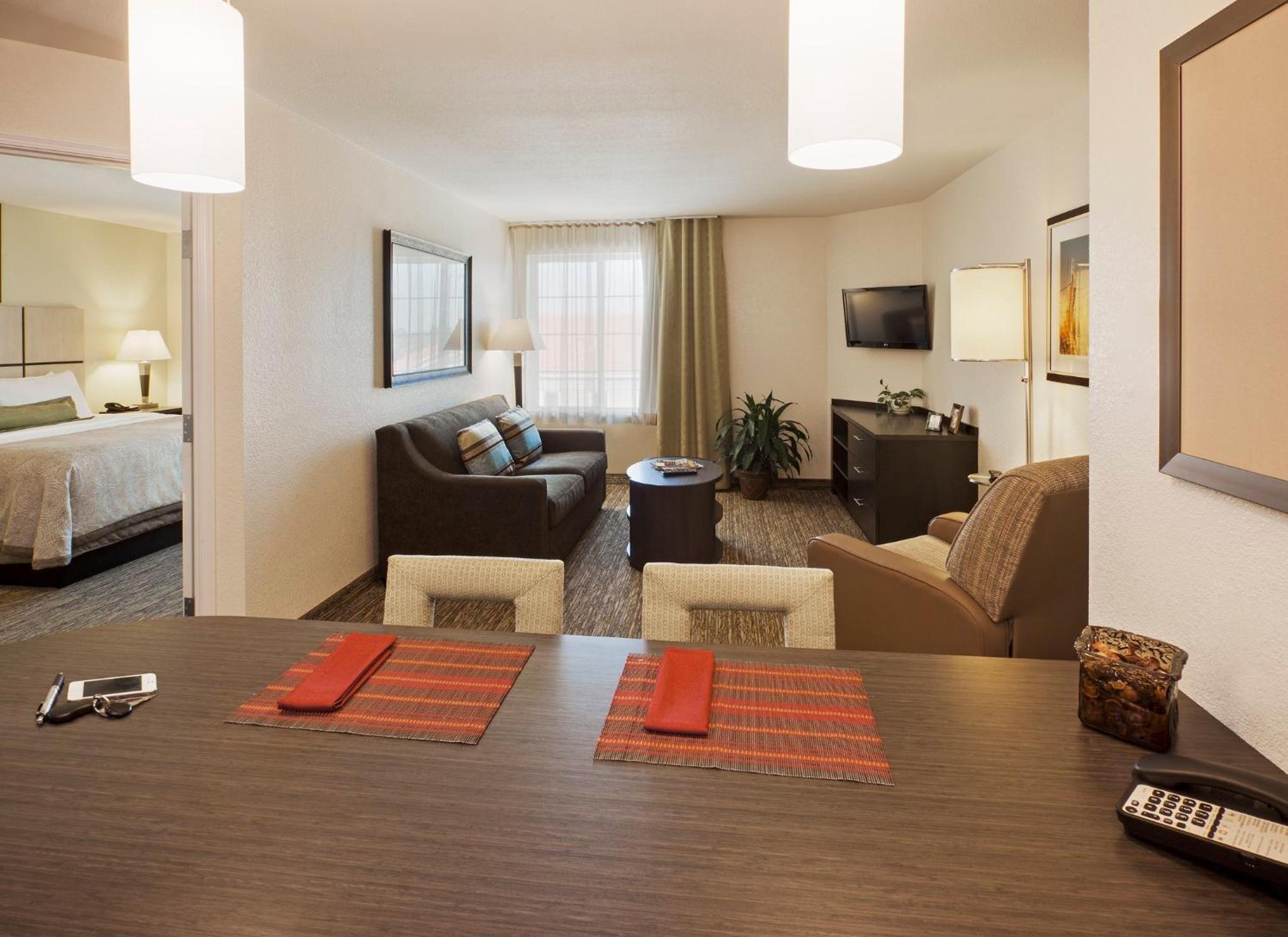 One-Bedroom King Suite - Communications Accessible photo 2
