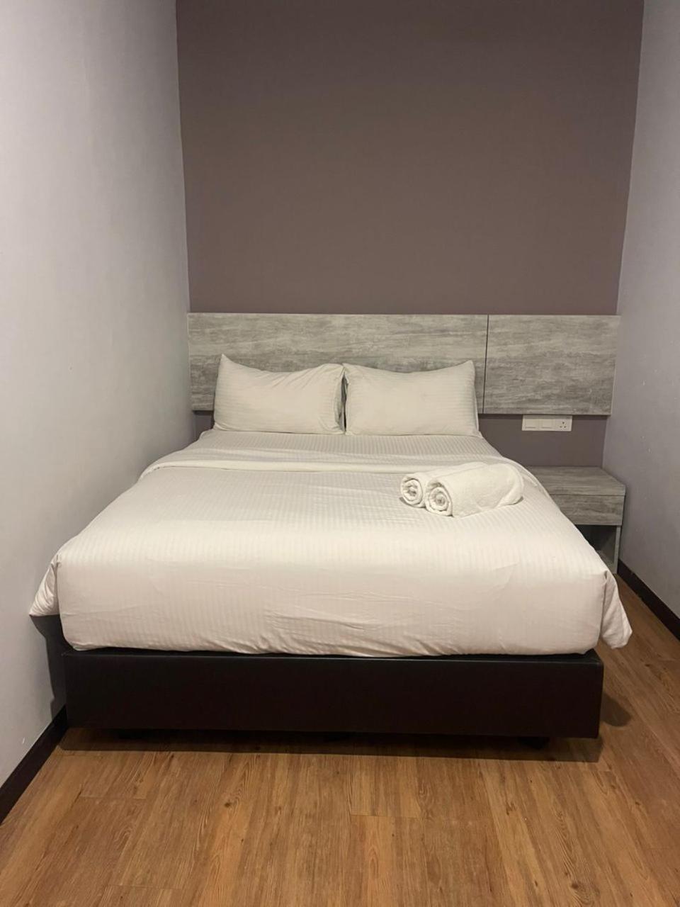 Standard Queen Room - Photo 3