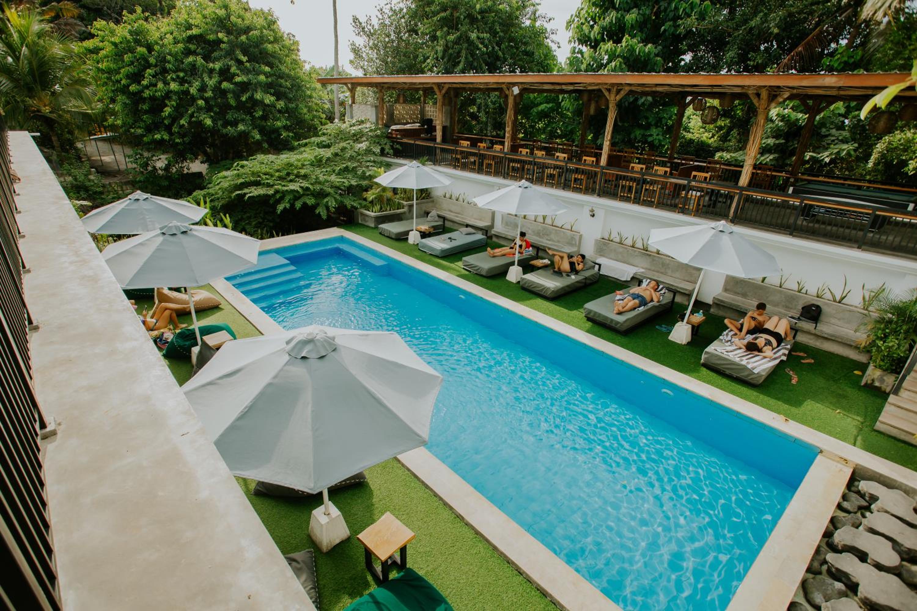 Deluxe Double Room with Balcony - Photo 2