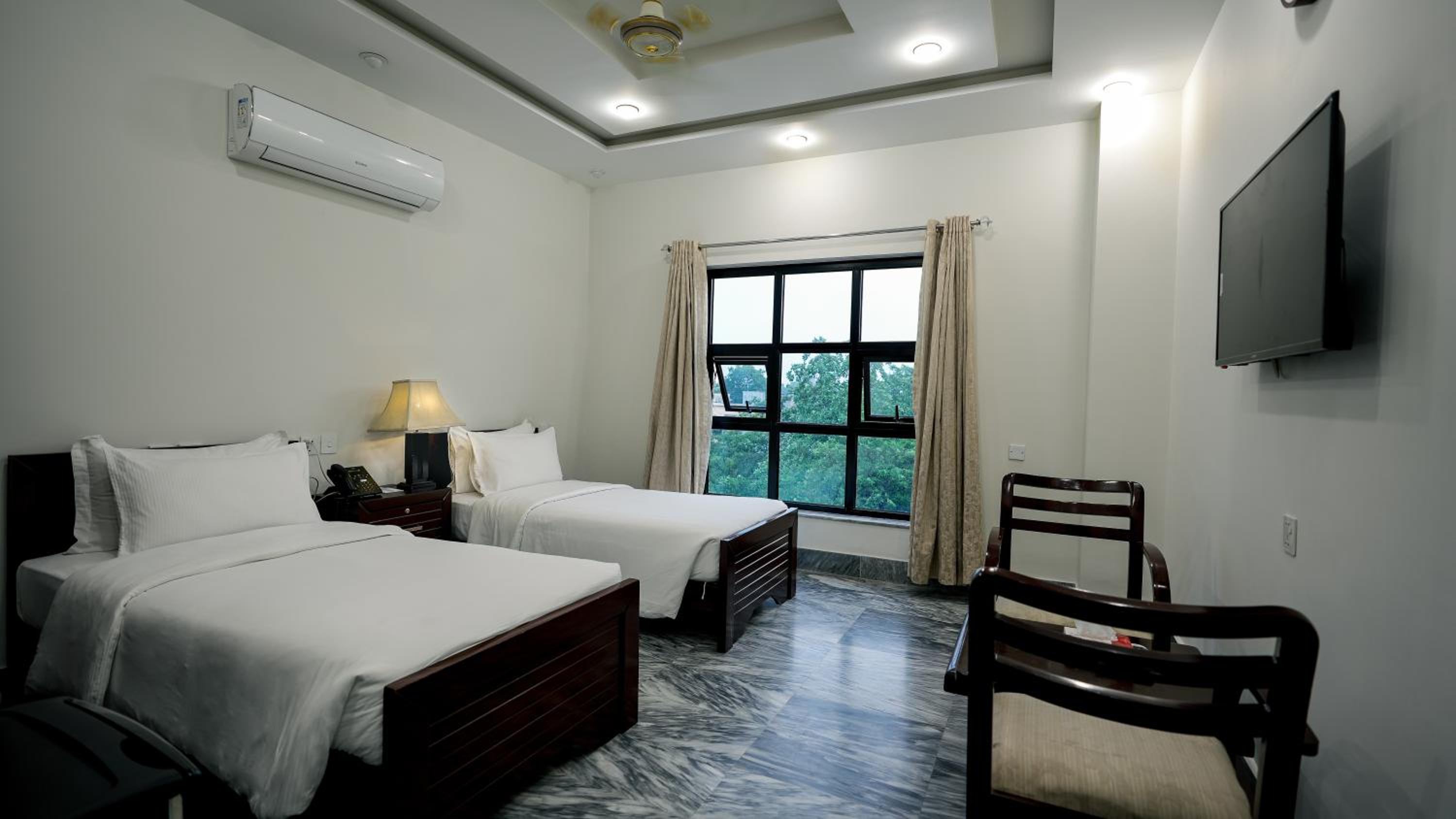 Twin Room with View photo 2