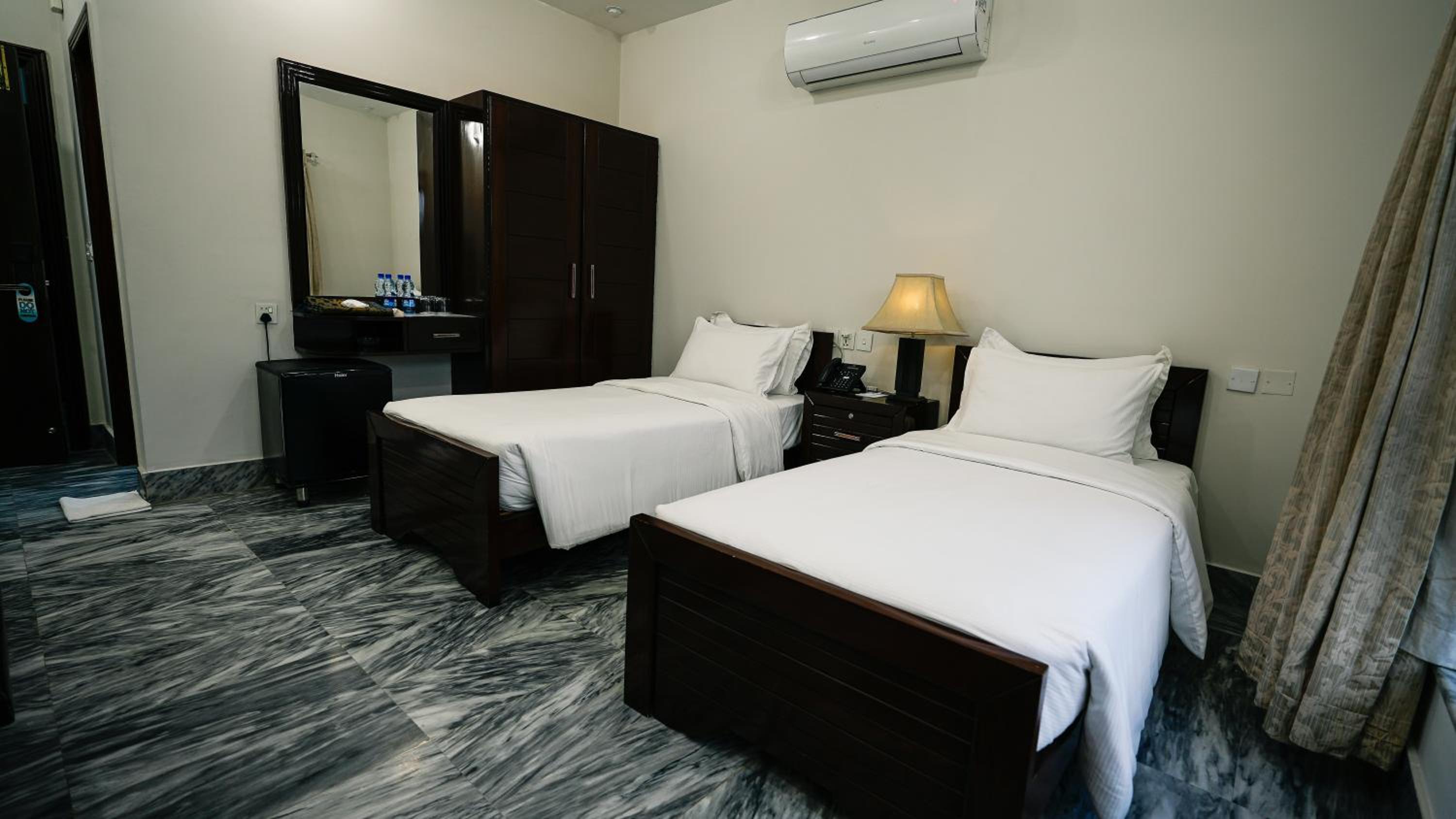 Twin Room with View photo 3