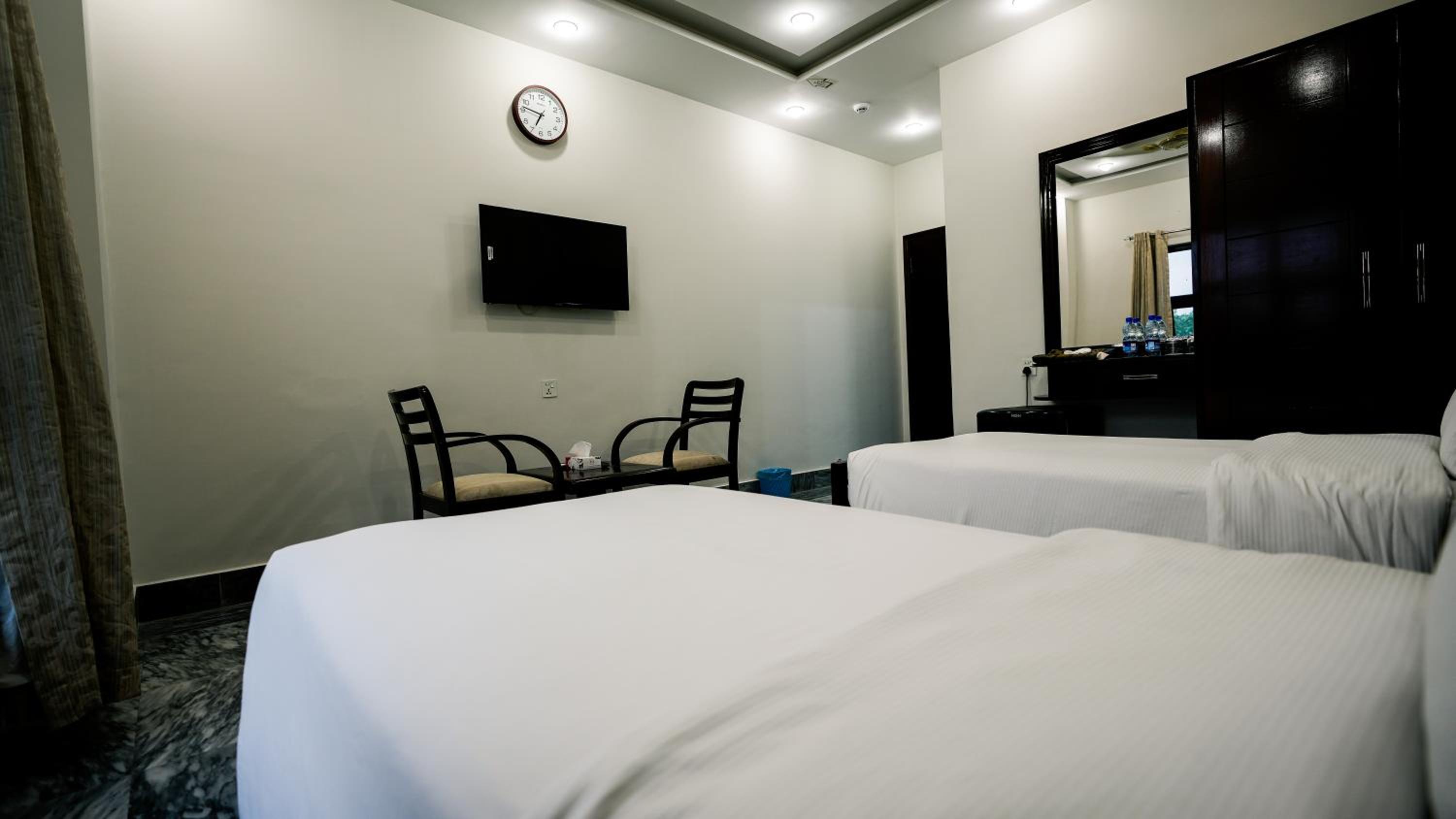 Twin Room with View