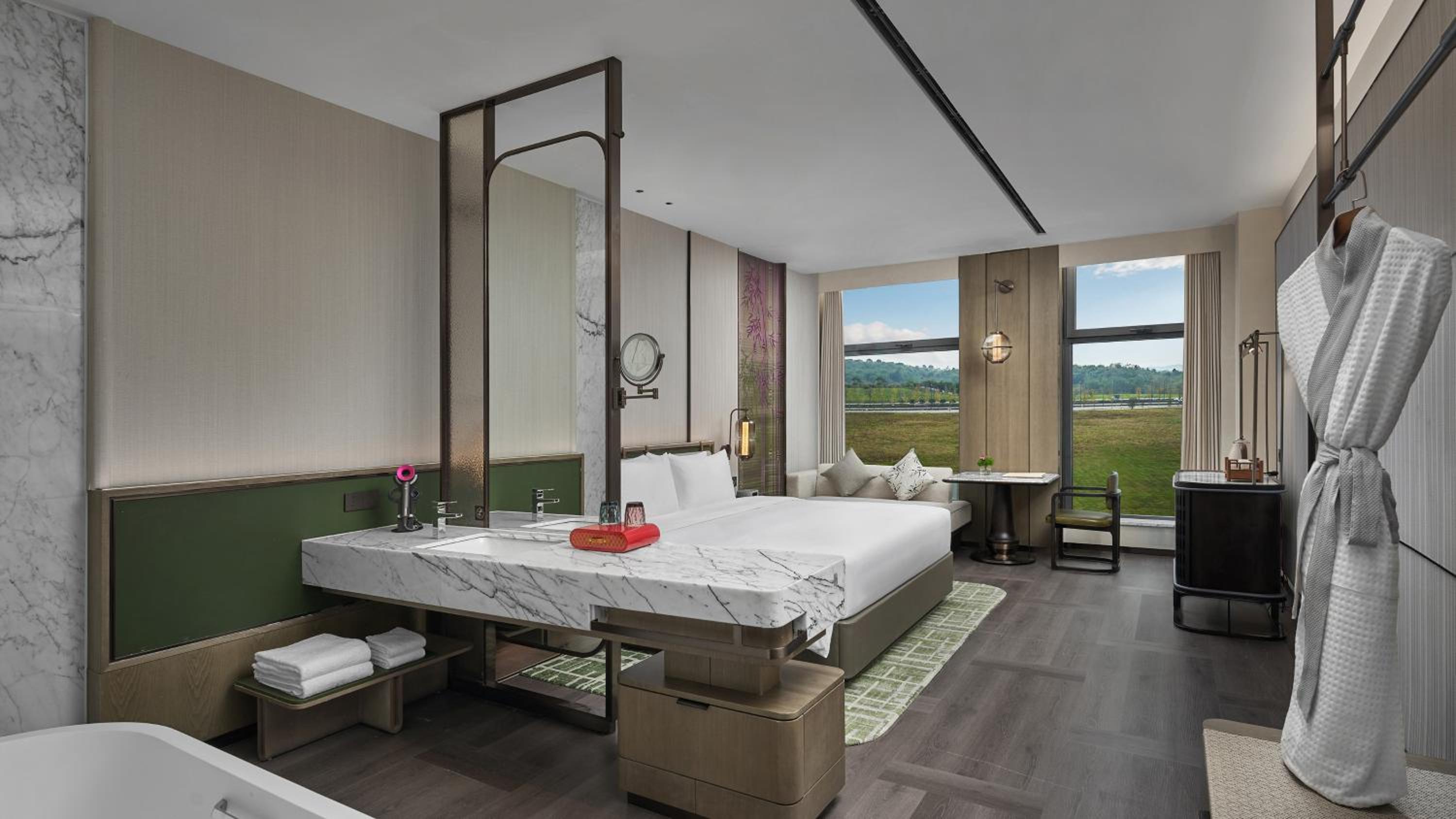King Room with Mountain View