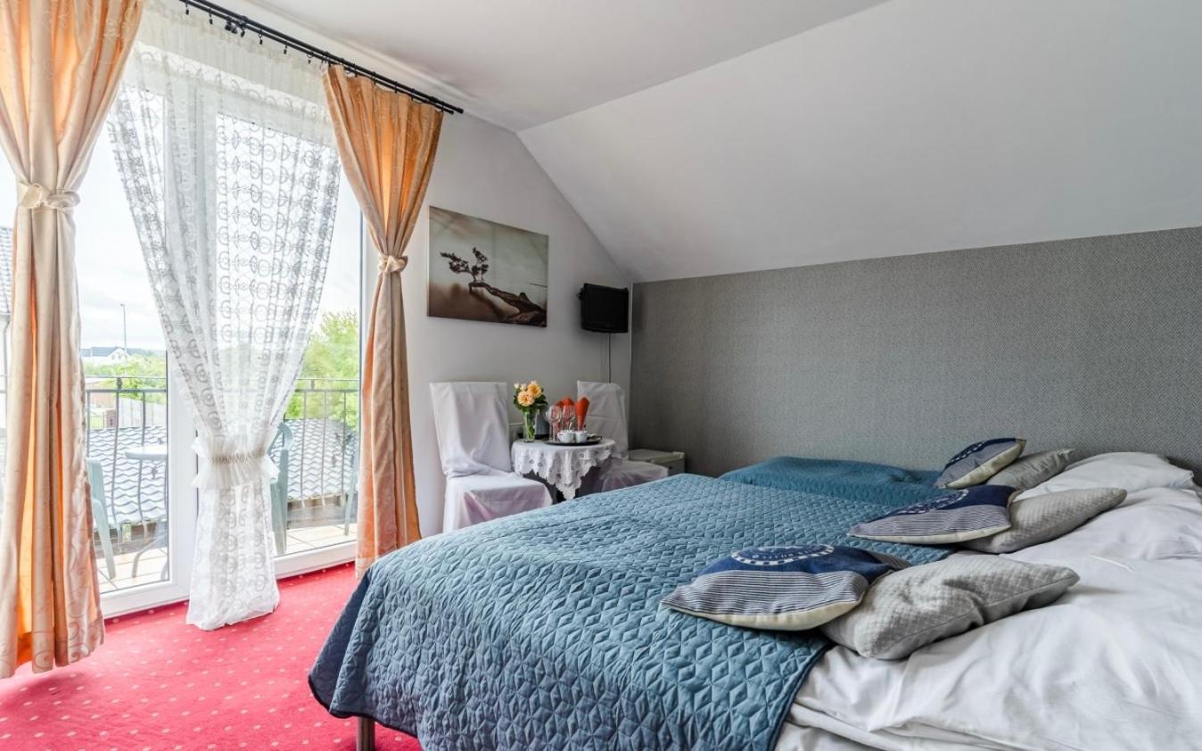 Deluxe Double Room with Balcony photo 1