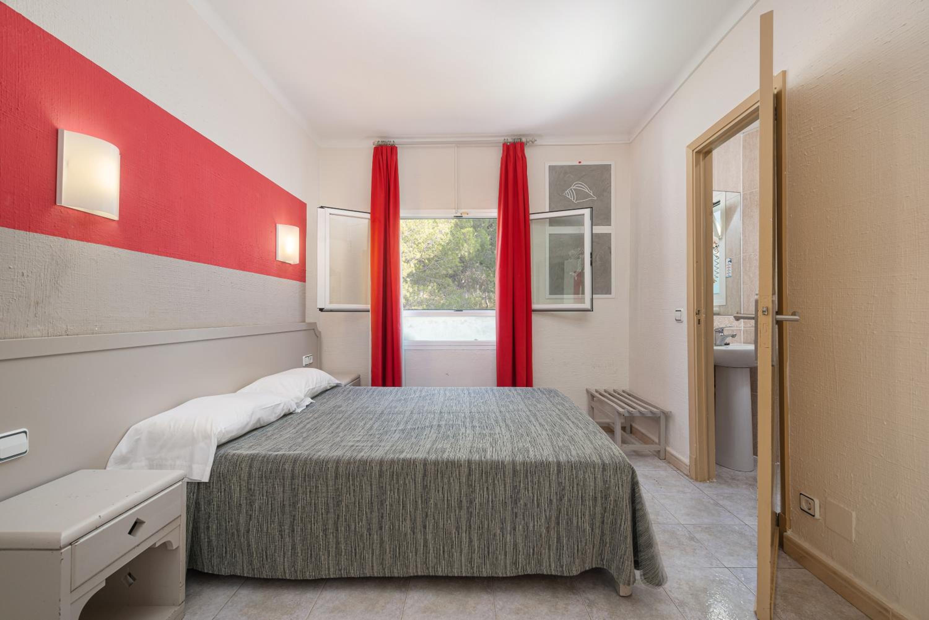 Economy Double Room