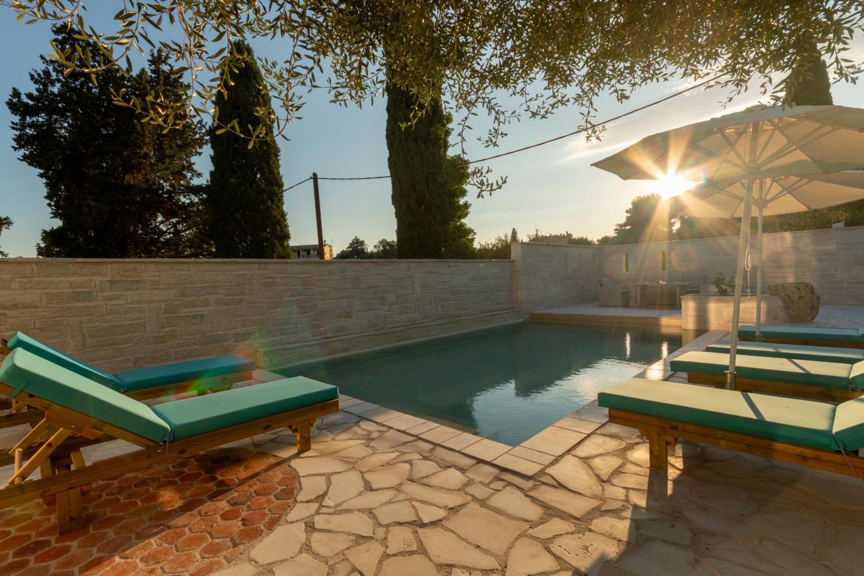 Three-Bedroom Villa photo 1