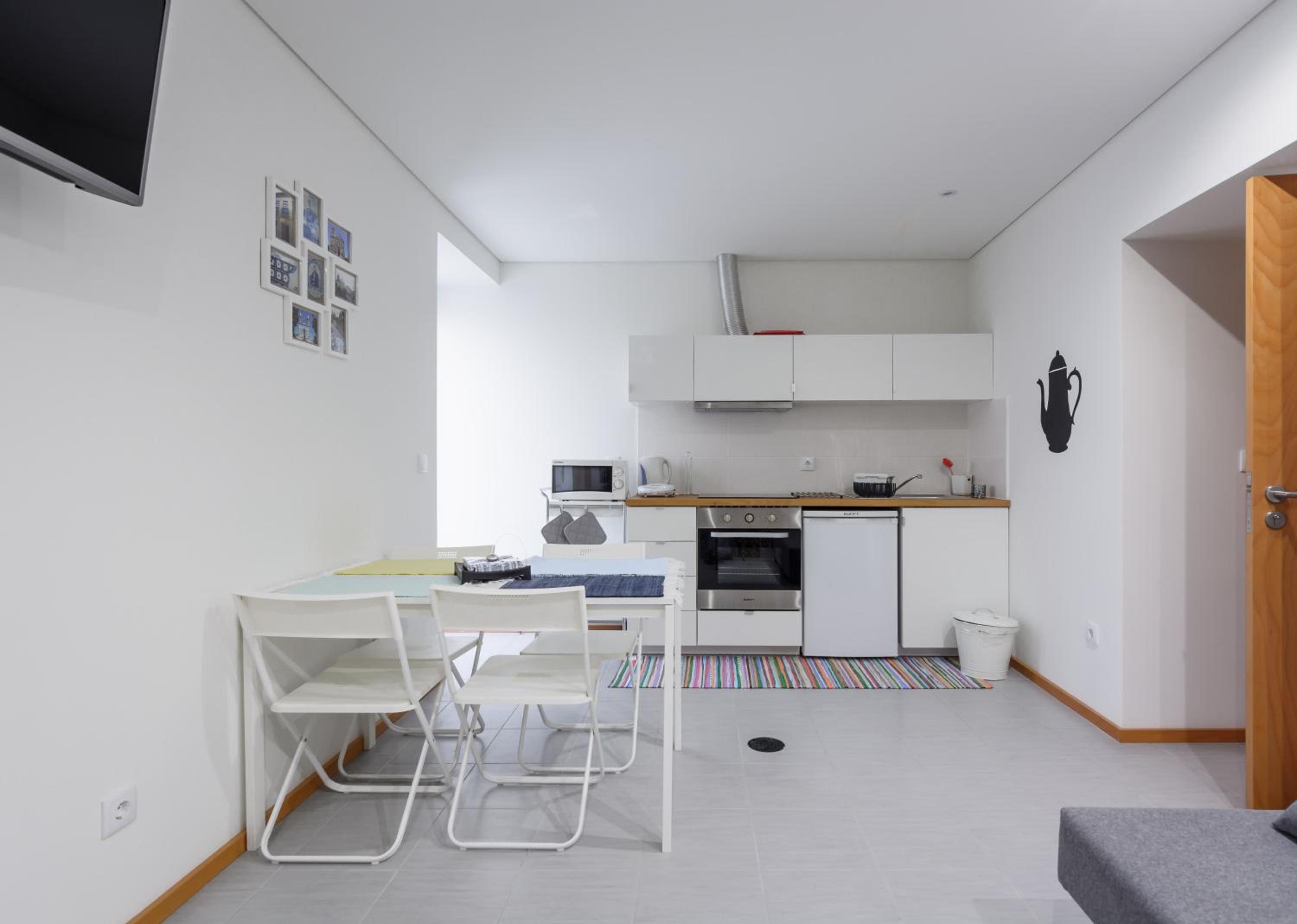 Apartment with Terrace photo 3