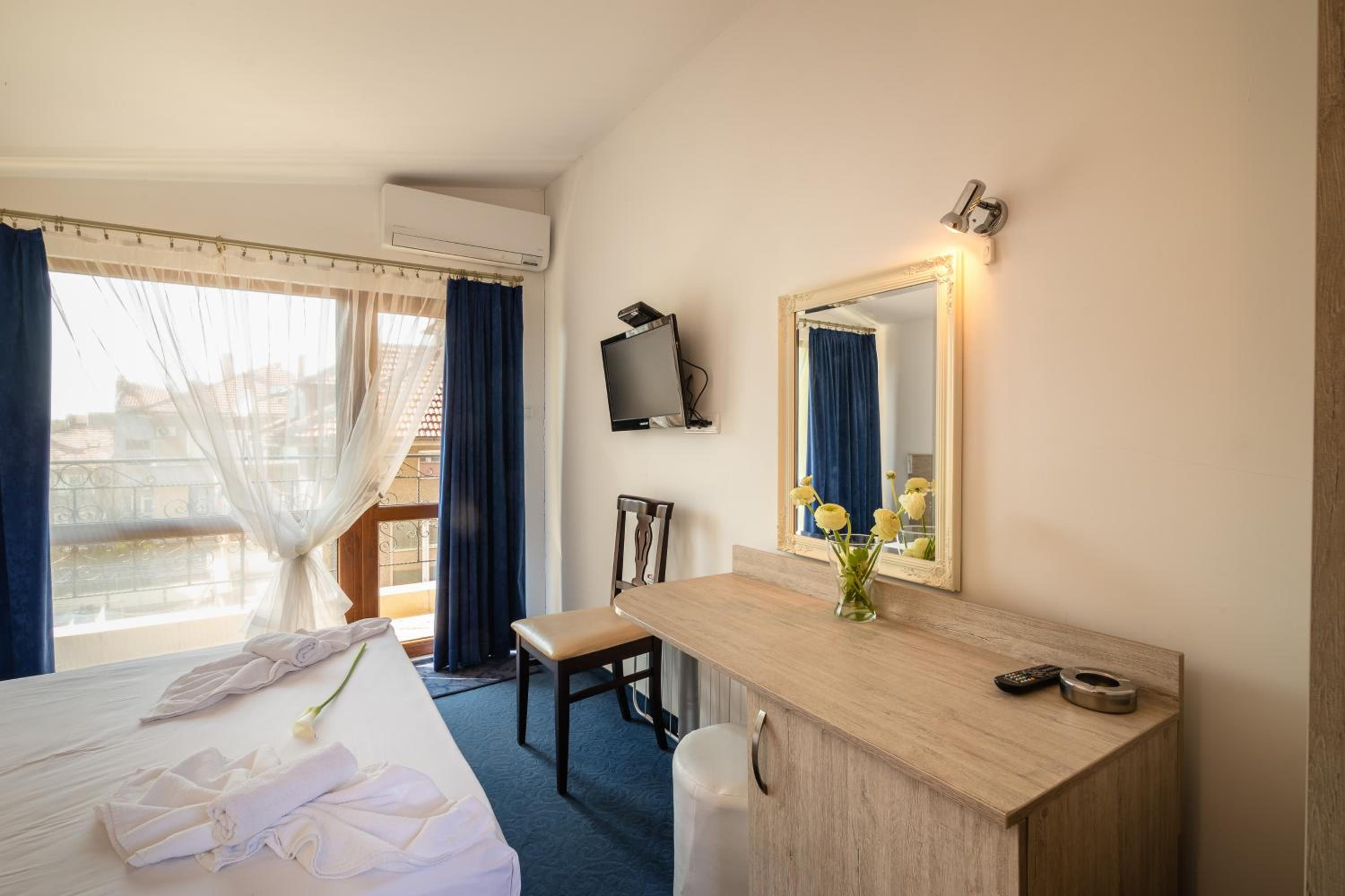Double Room with Terrace photo 2