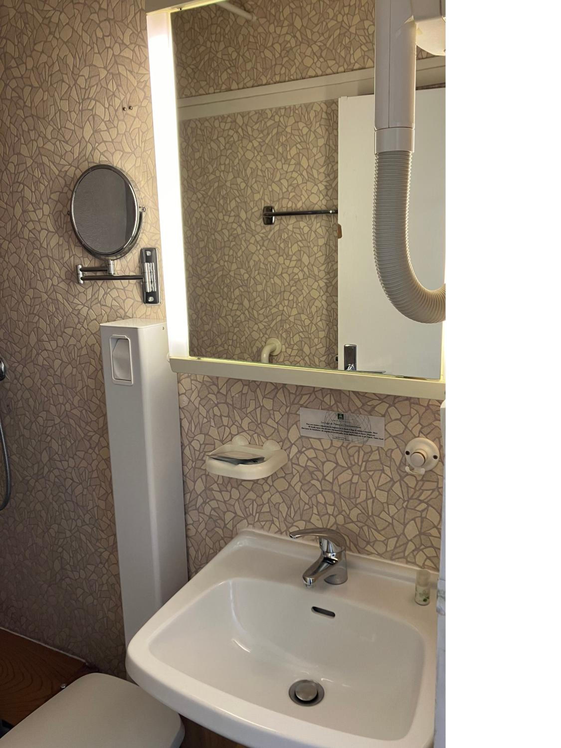 Small Double Room photo 3