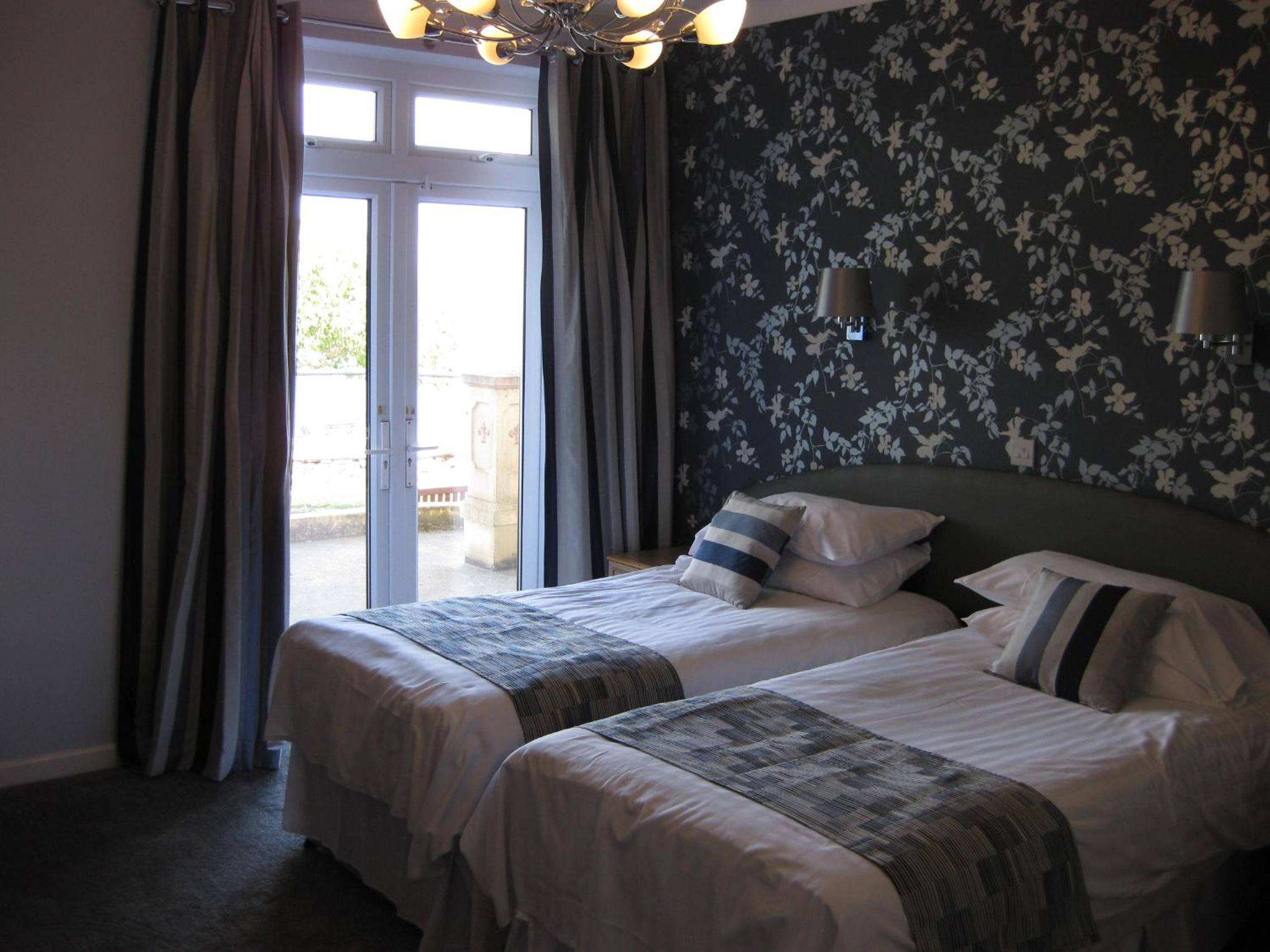Twin Room with Sea View and Balcony photo 3