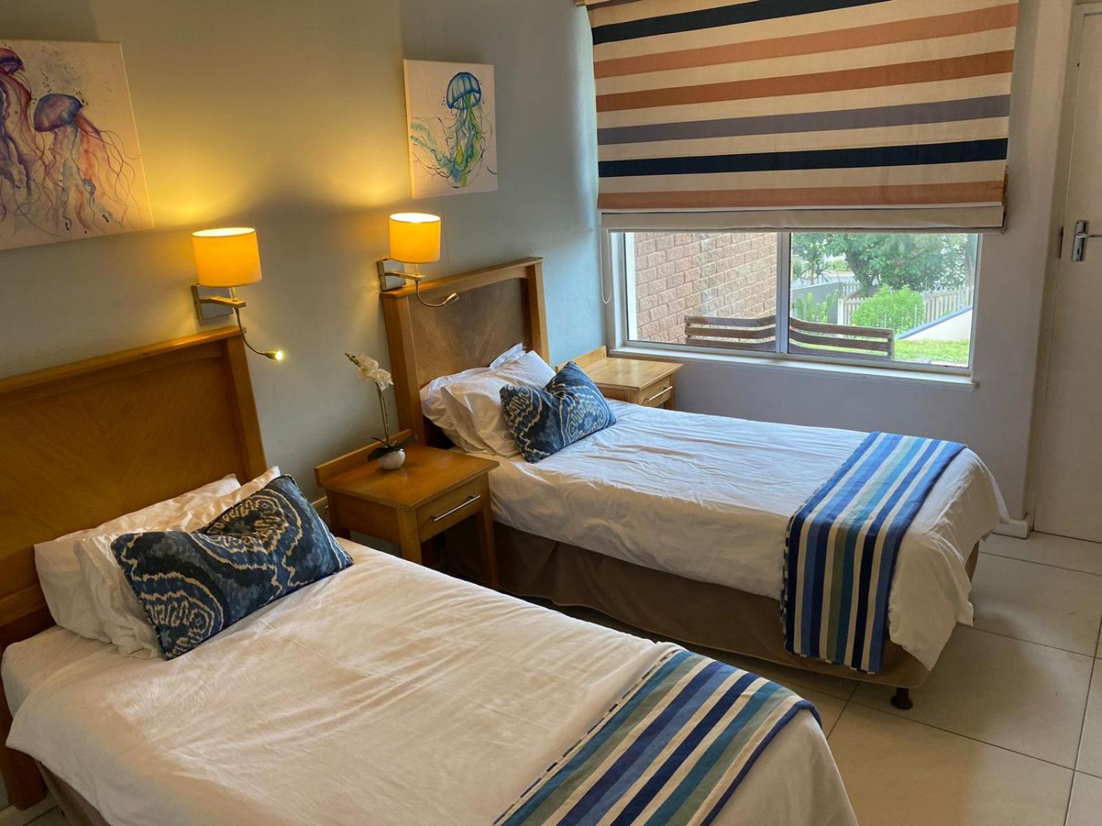Two-Bedroom Apartment with Balcony and Sea View photo 2