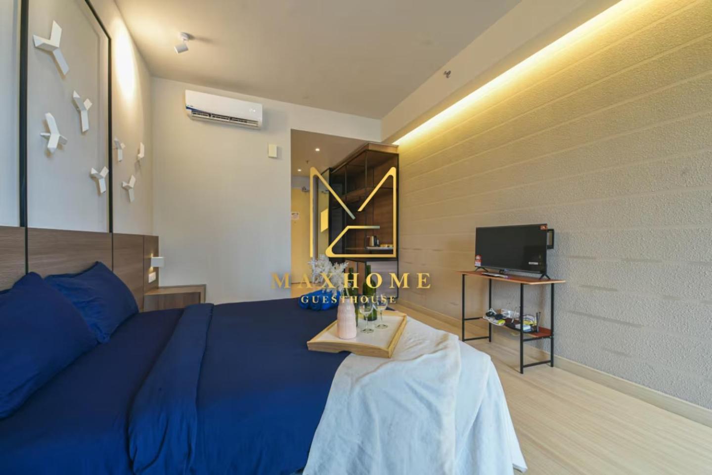 Studio Apartment photo 3