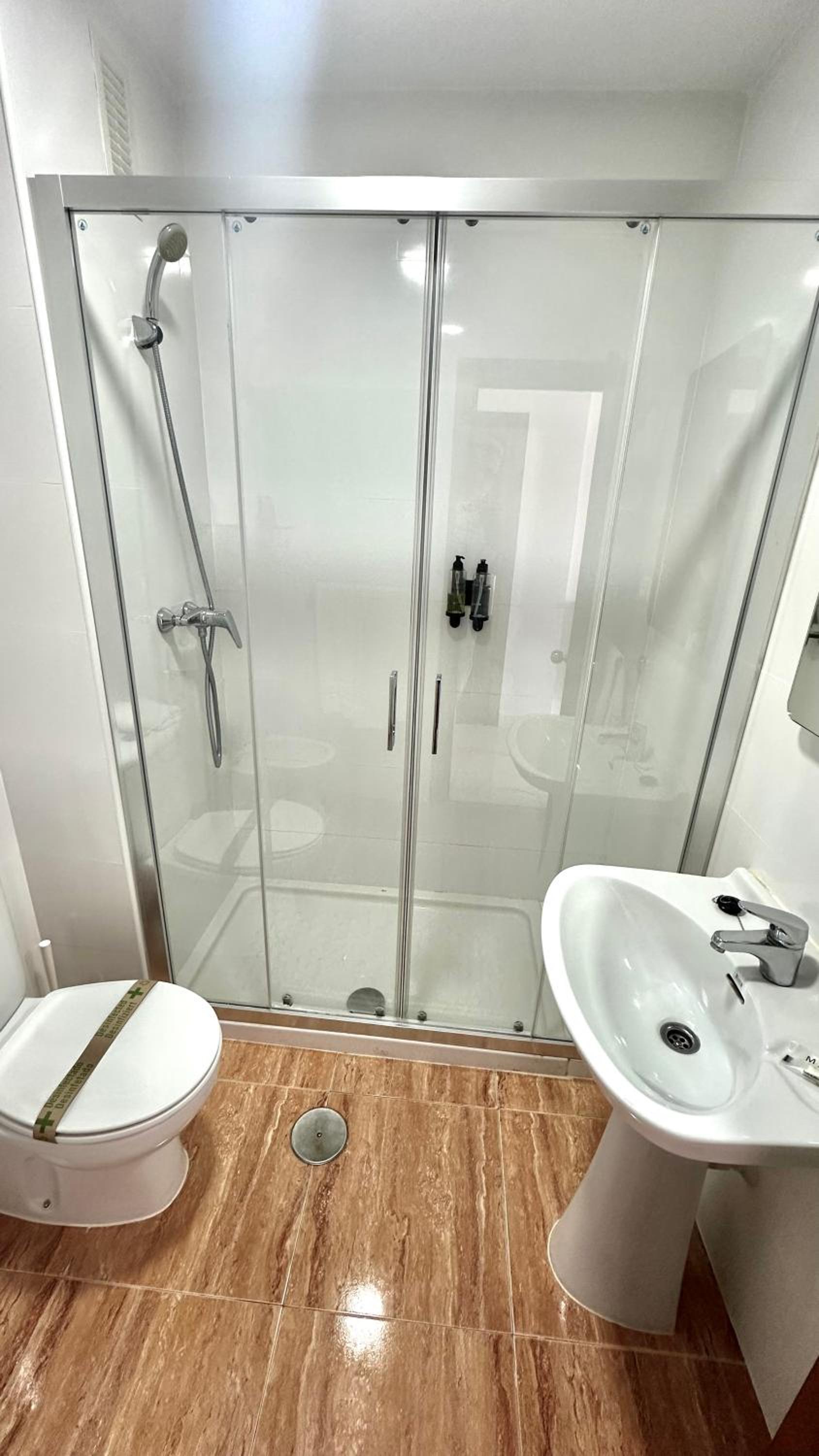 Budget Triple Room - Photo 5