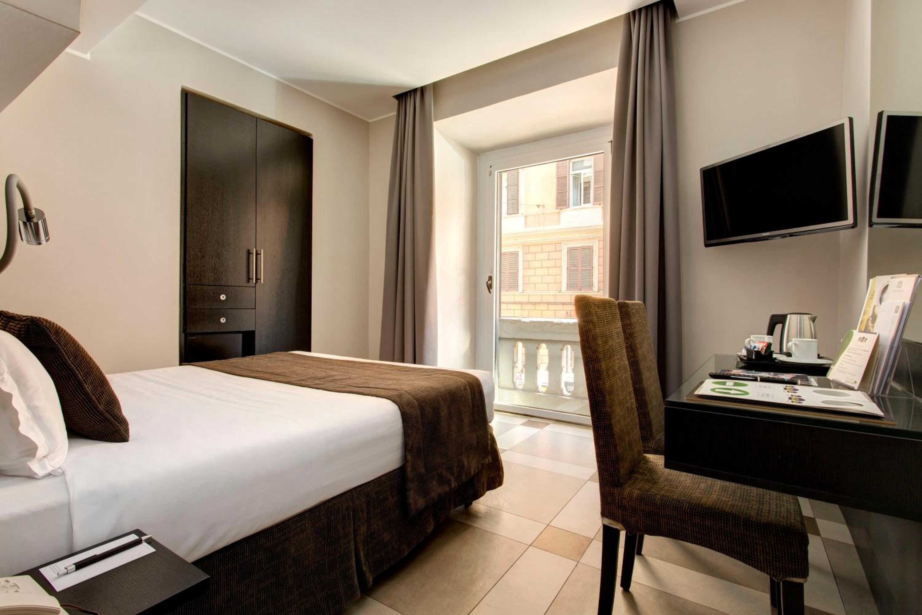 Comfort King Room - Photo 5