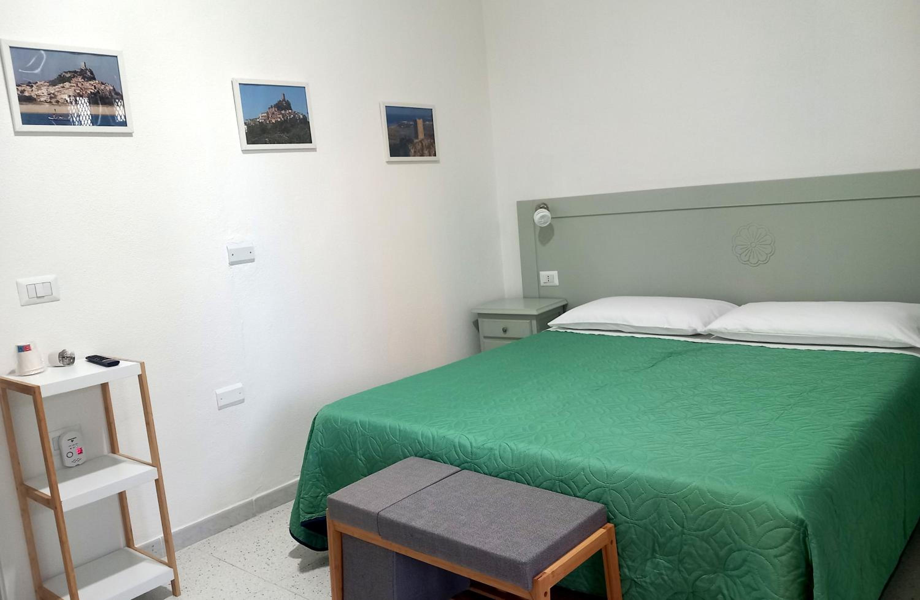 Double Room with Balcony photo 2