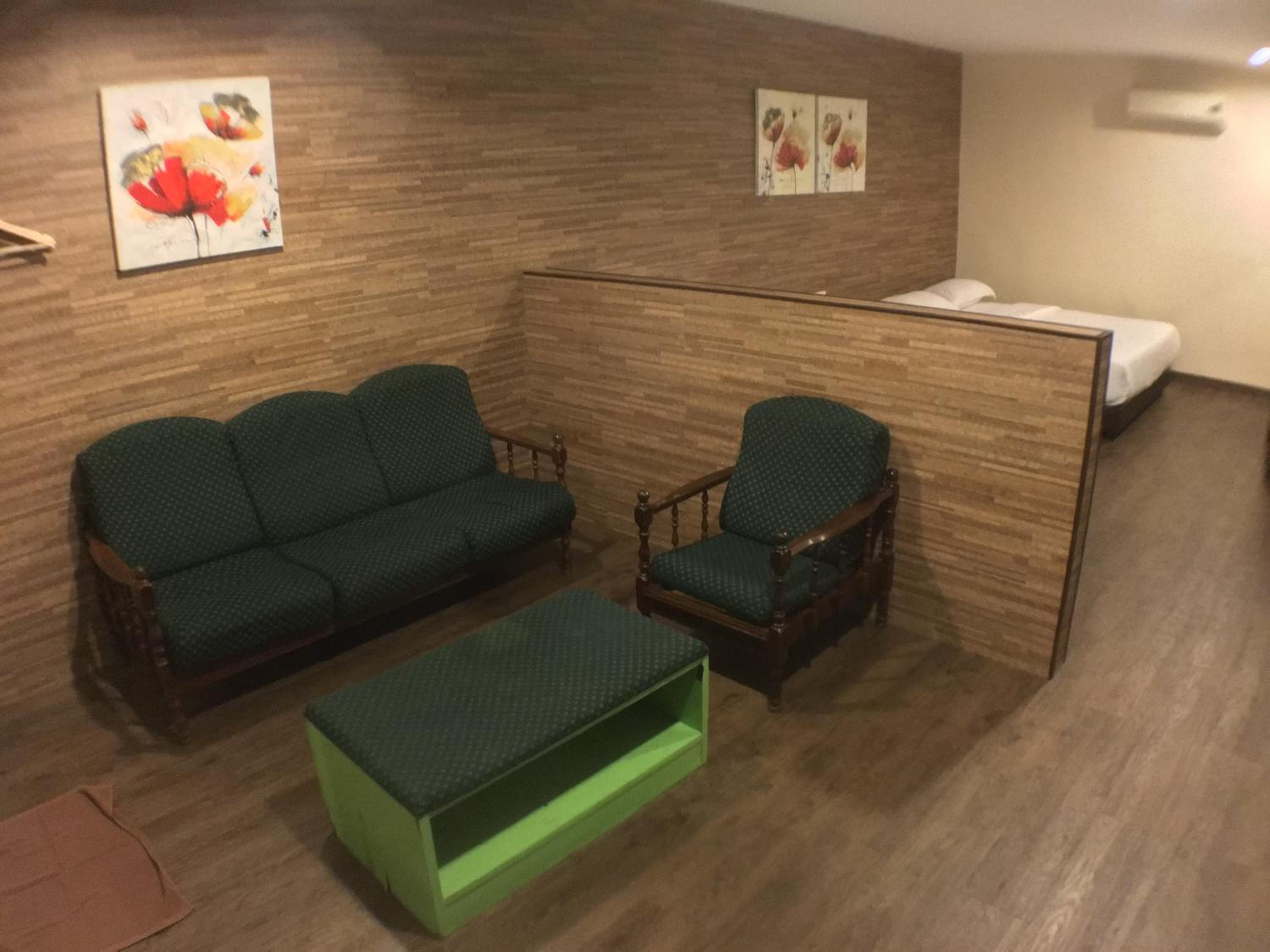Family 4 Suite Room