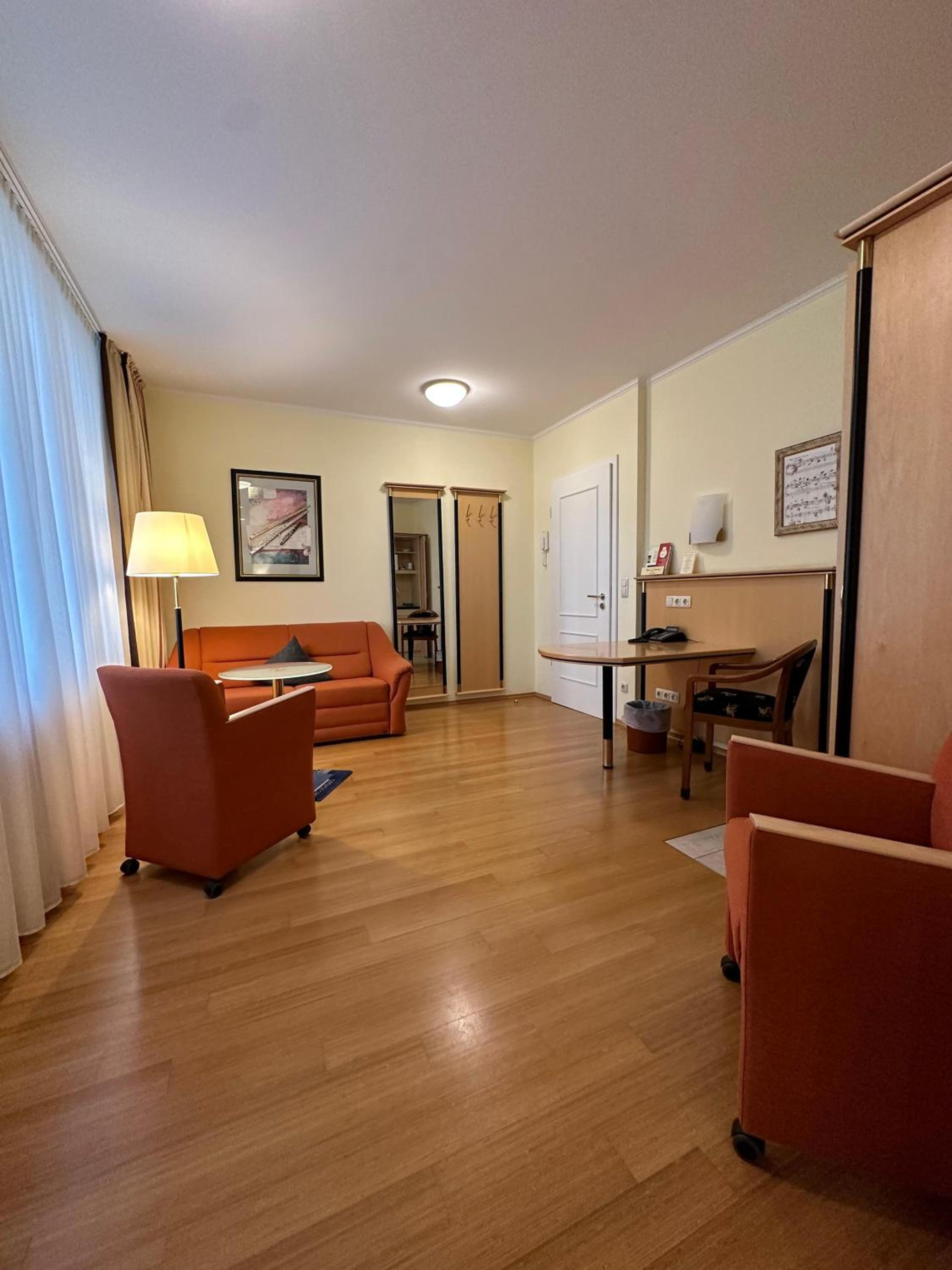 Apartment - Ground Floor thumbnail 6