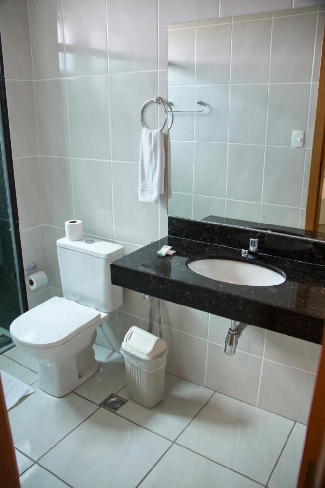 Standard Double or Twin Room photo 3