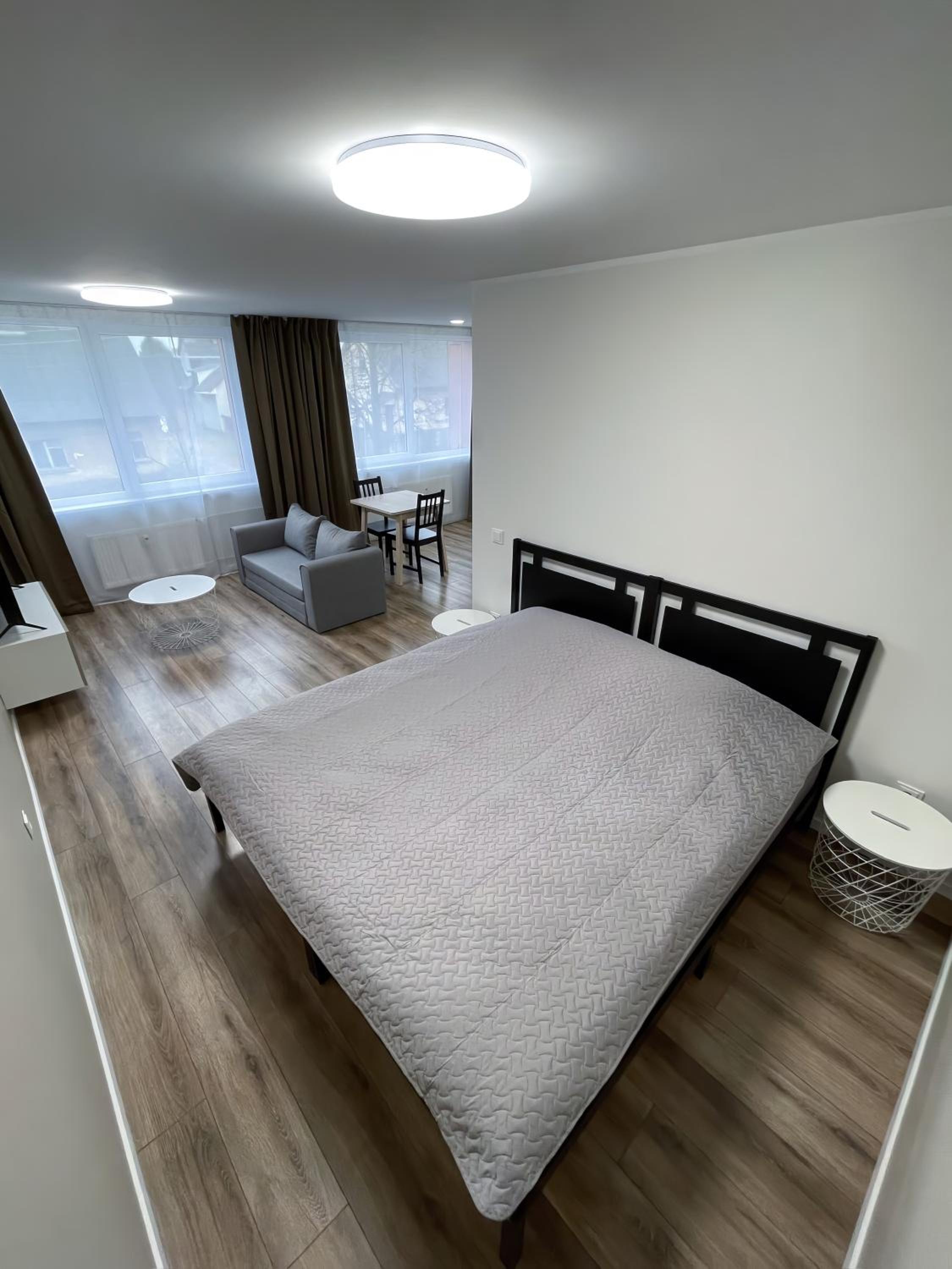 Studio Apartment with One Double Bed