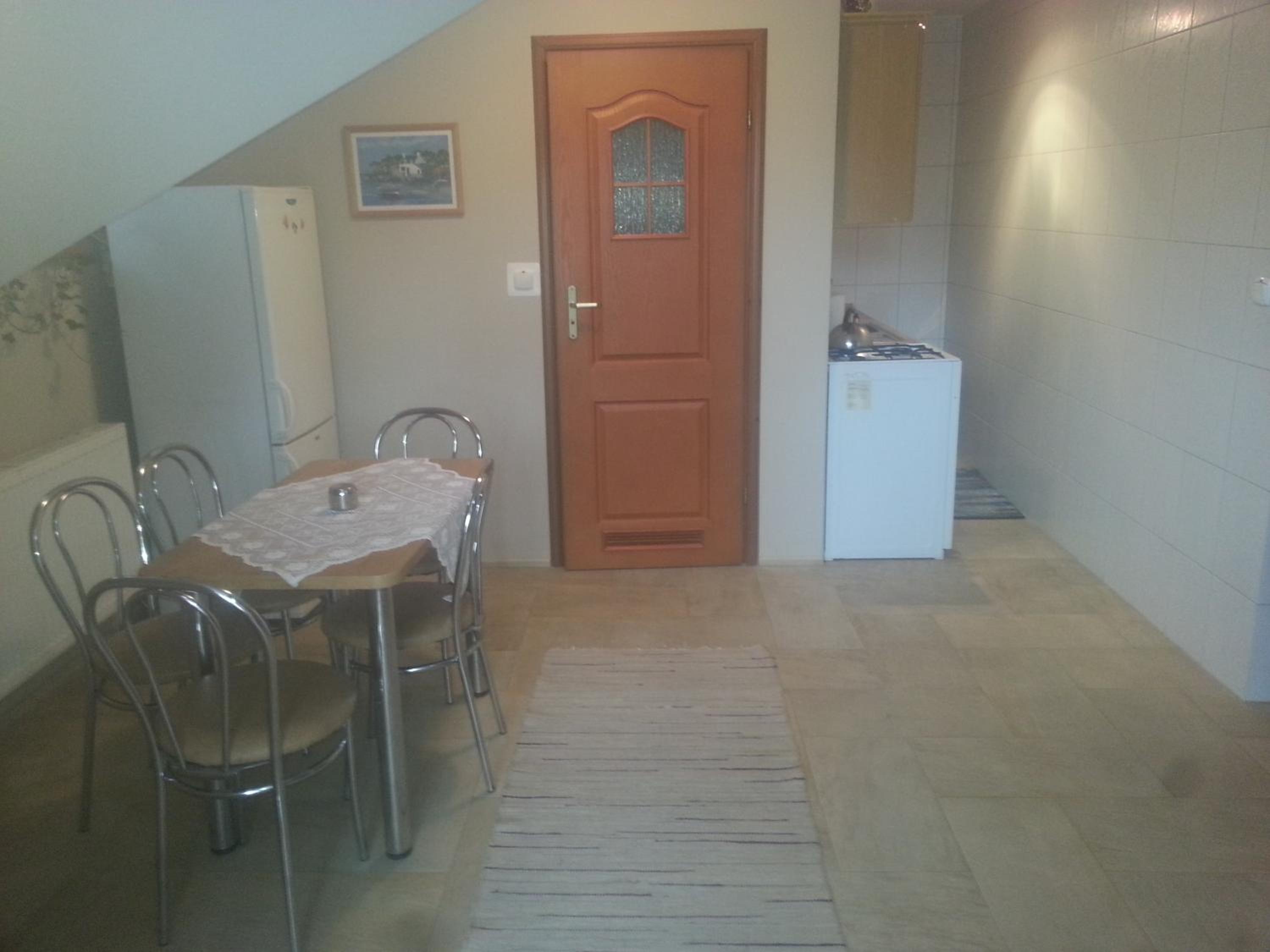 Apartment - Photo 3