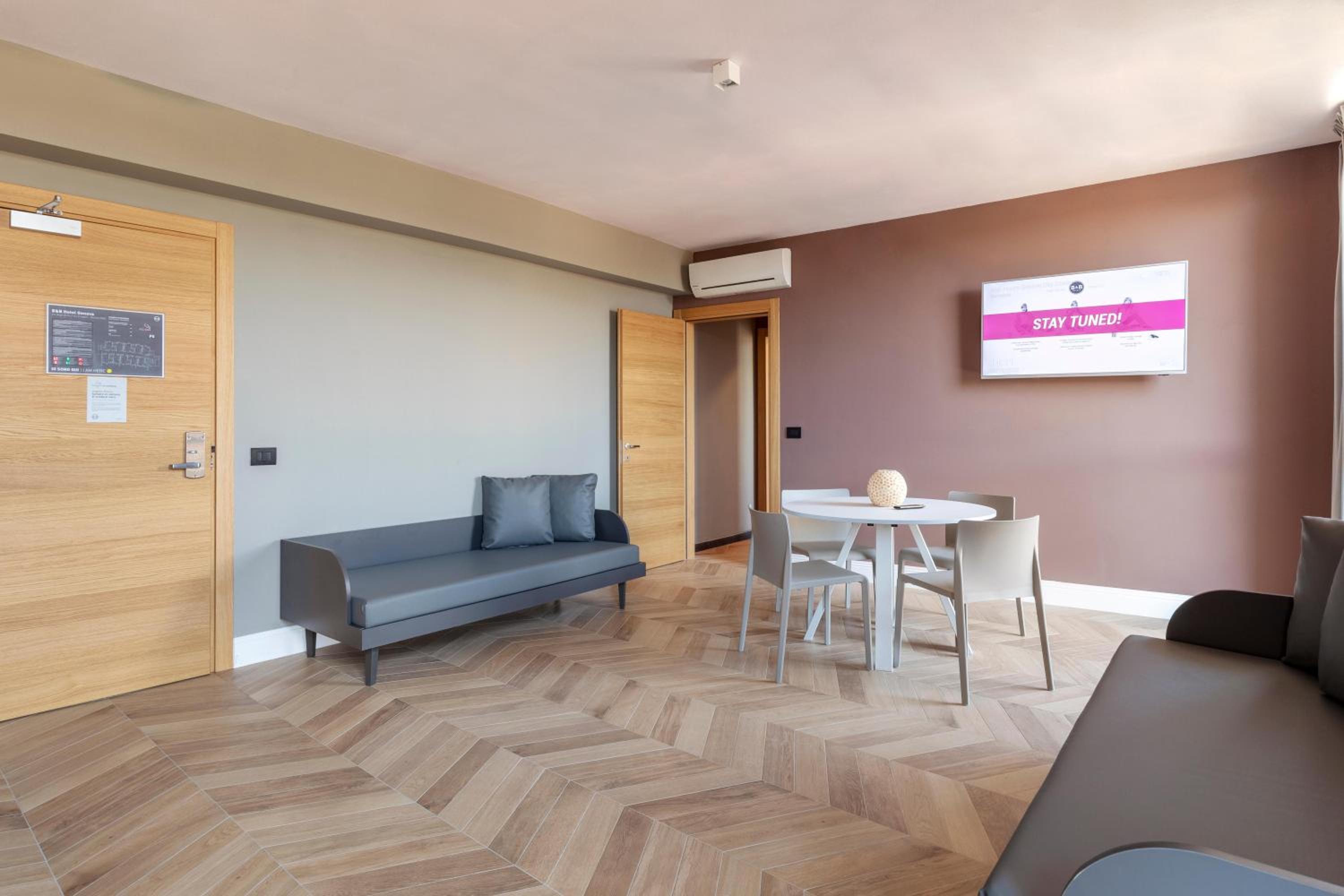 Suite - Photo 4