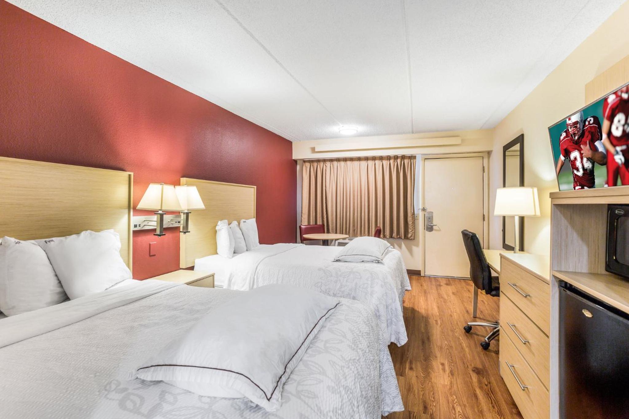 Premium Room with Two Double Beds Smoke Free (Upgraded Bedding and Snack Box) - Photo 2