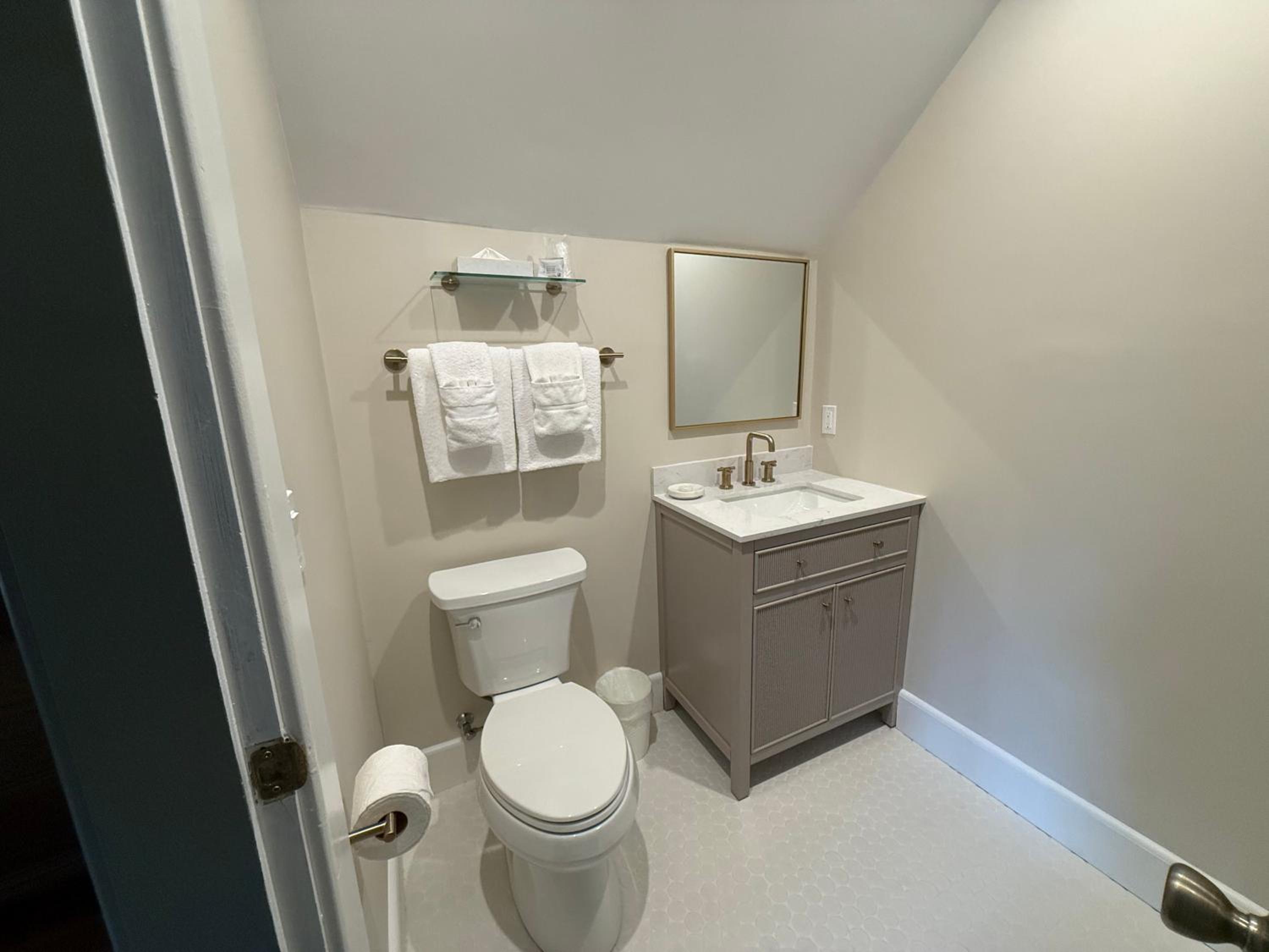 Mansion Room 14