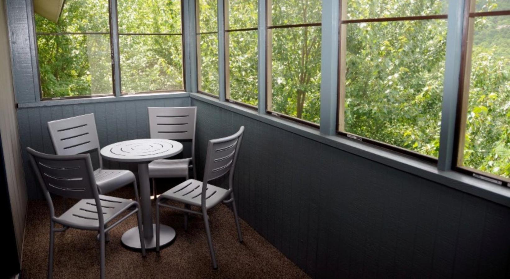 Summit Two Bedroom Premium Condo with Jacuzzi  - Full Kitchen