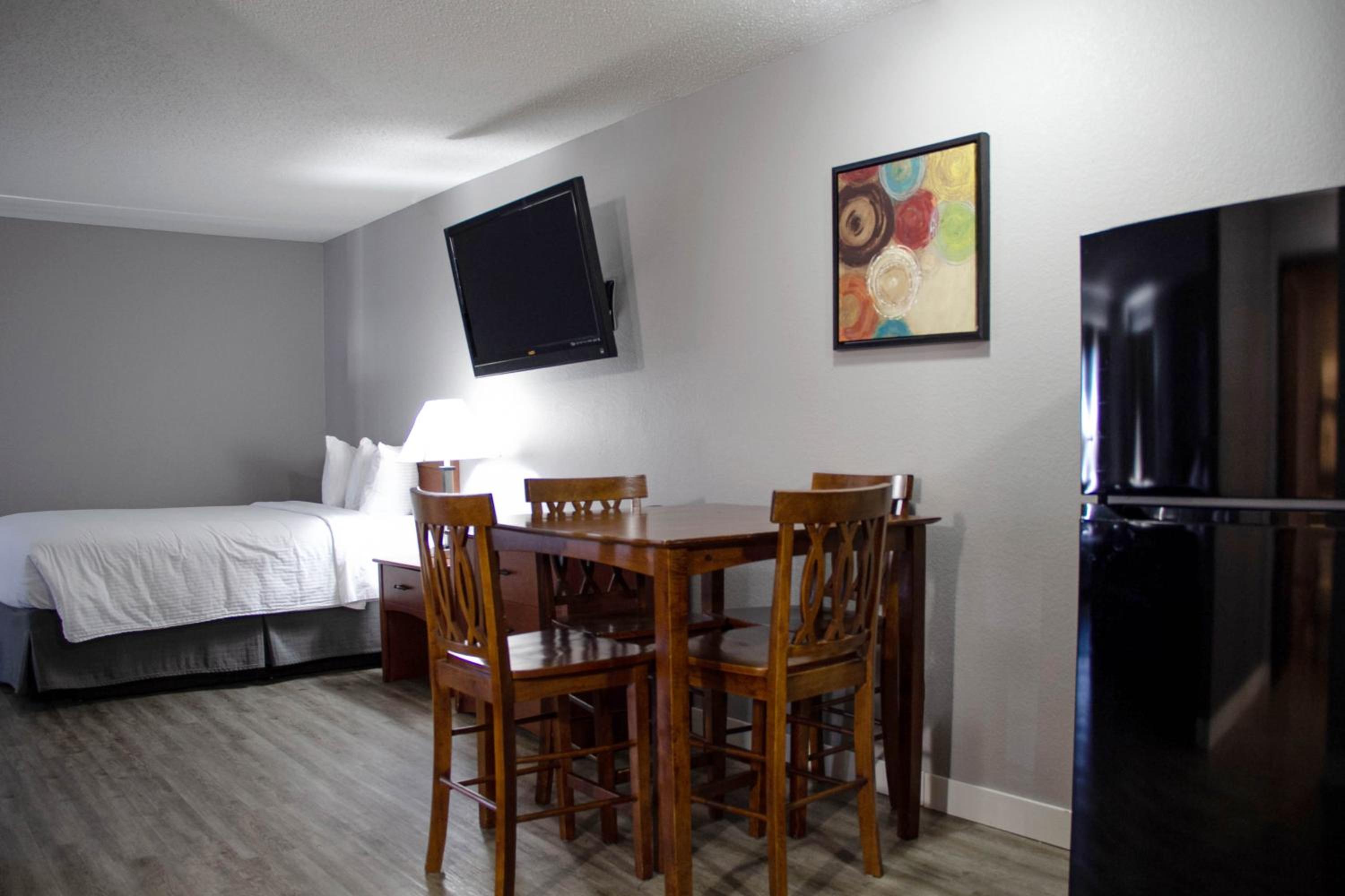 Deluxe Suite photo 3