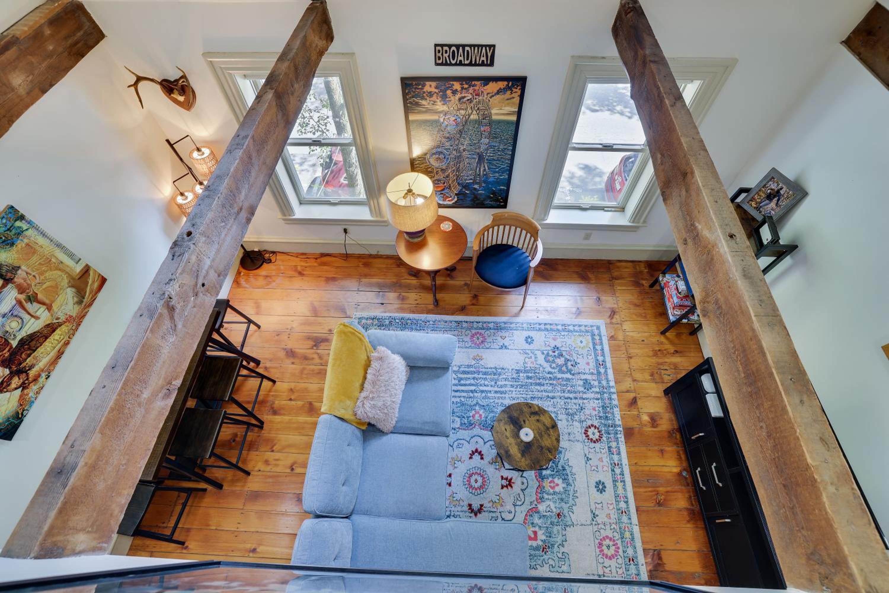 Apartment photo 2