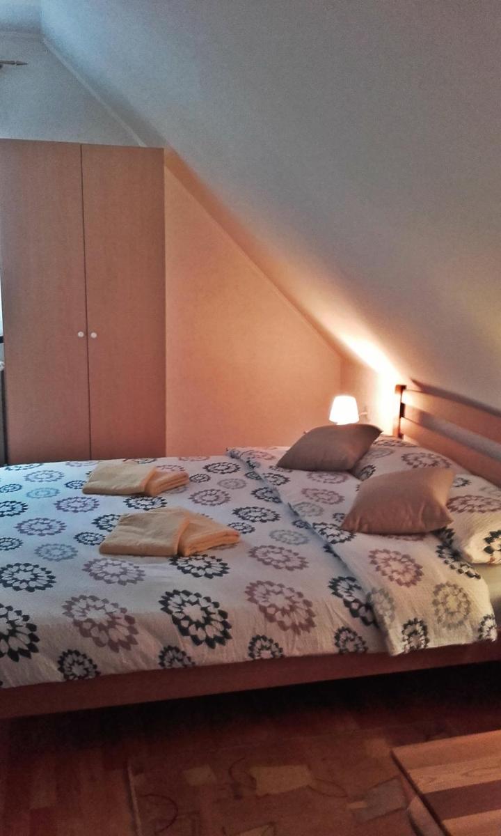 Double Room - Photo 6