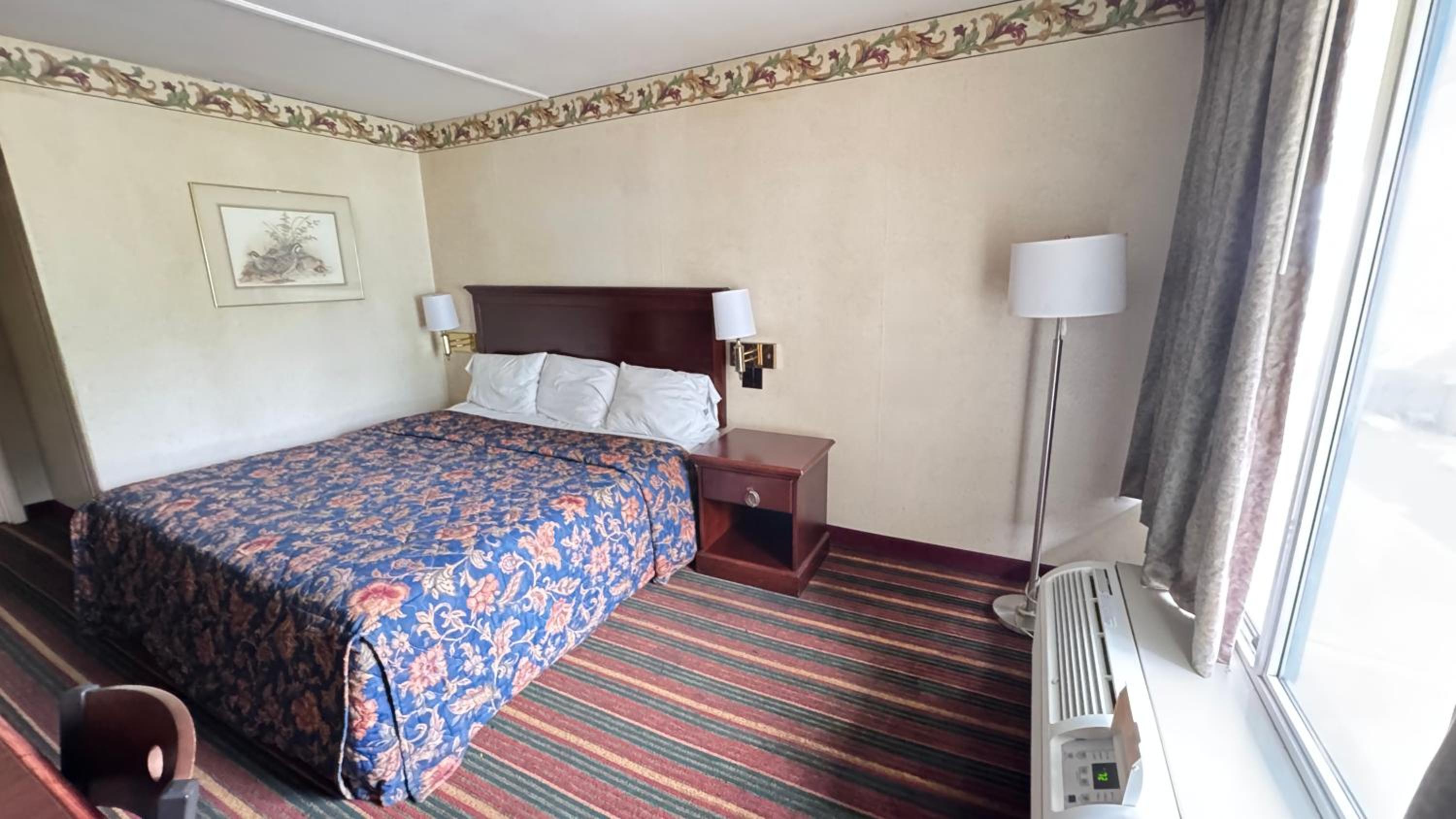 King Room - Non-Smoking