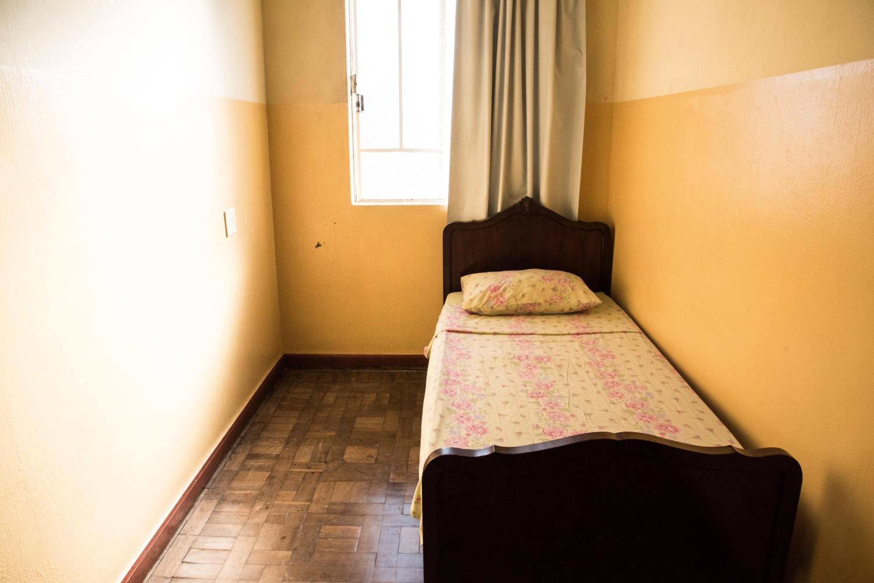 Standard Single Room with Shared Bathroom