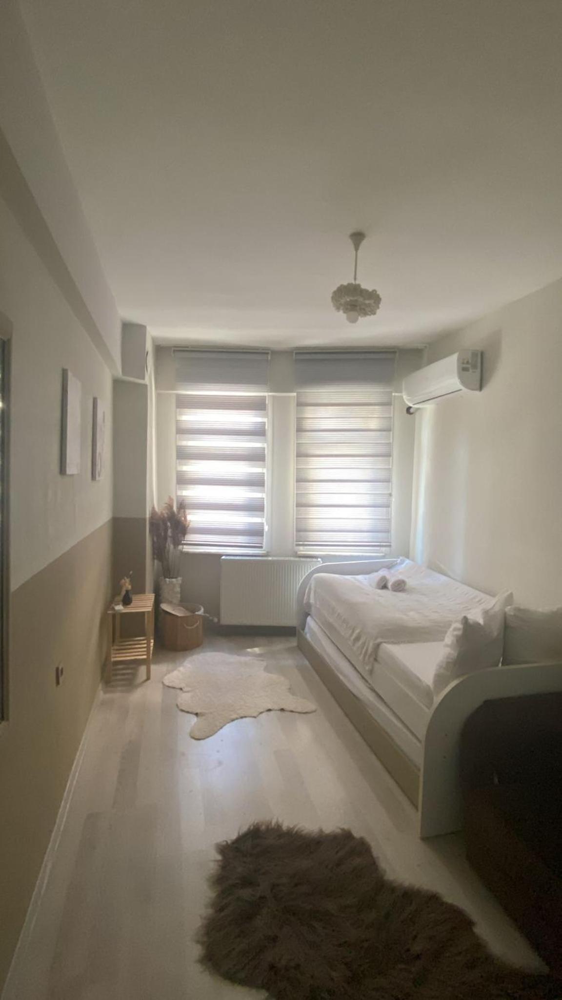 Standard Double or Twin Room photo 1