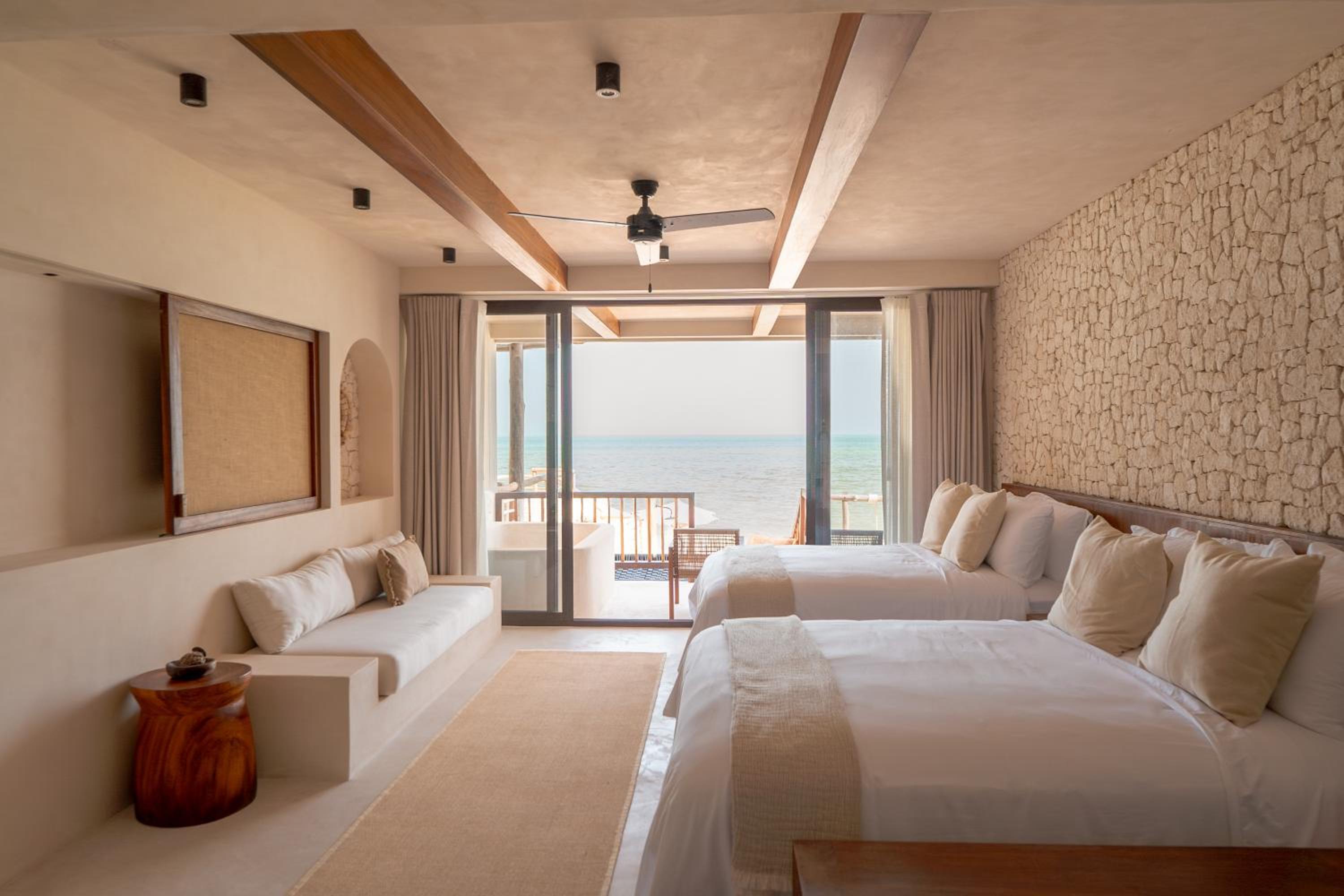 Junior Suite with Ocean View photo 1