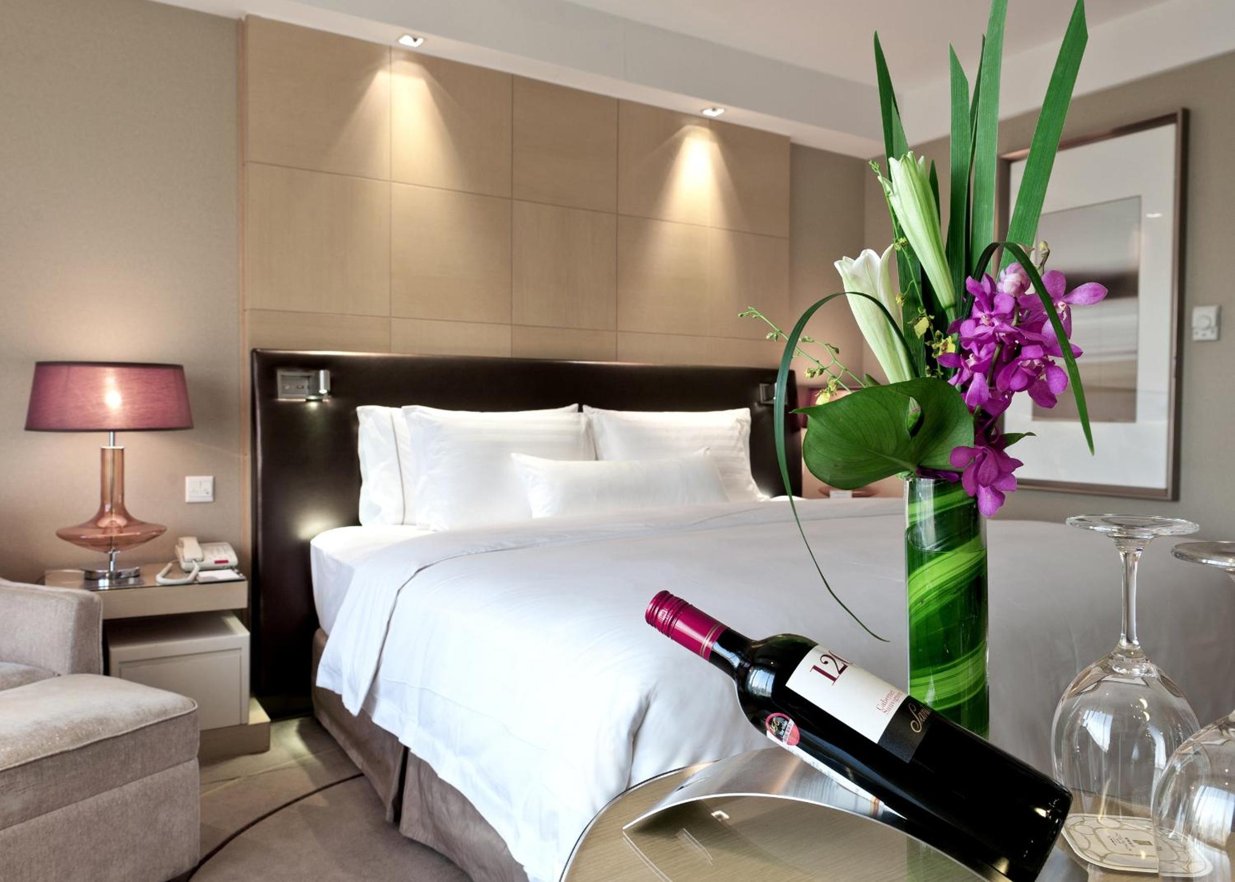 Deluxe Room - Photo 3