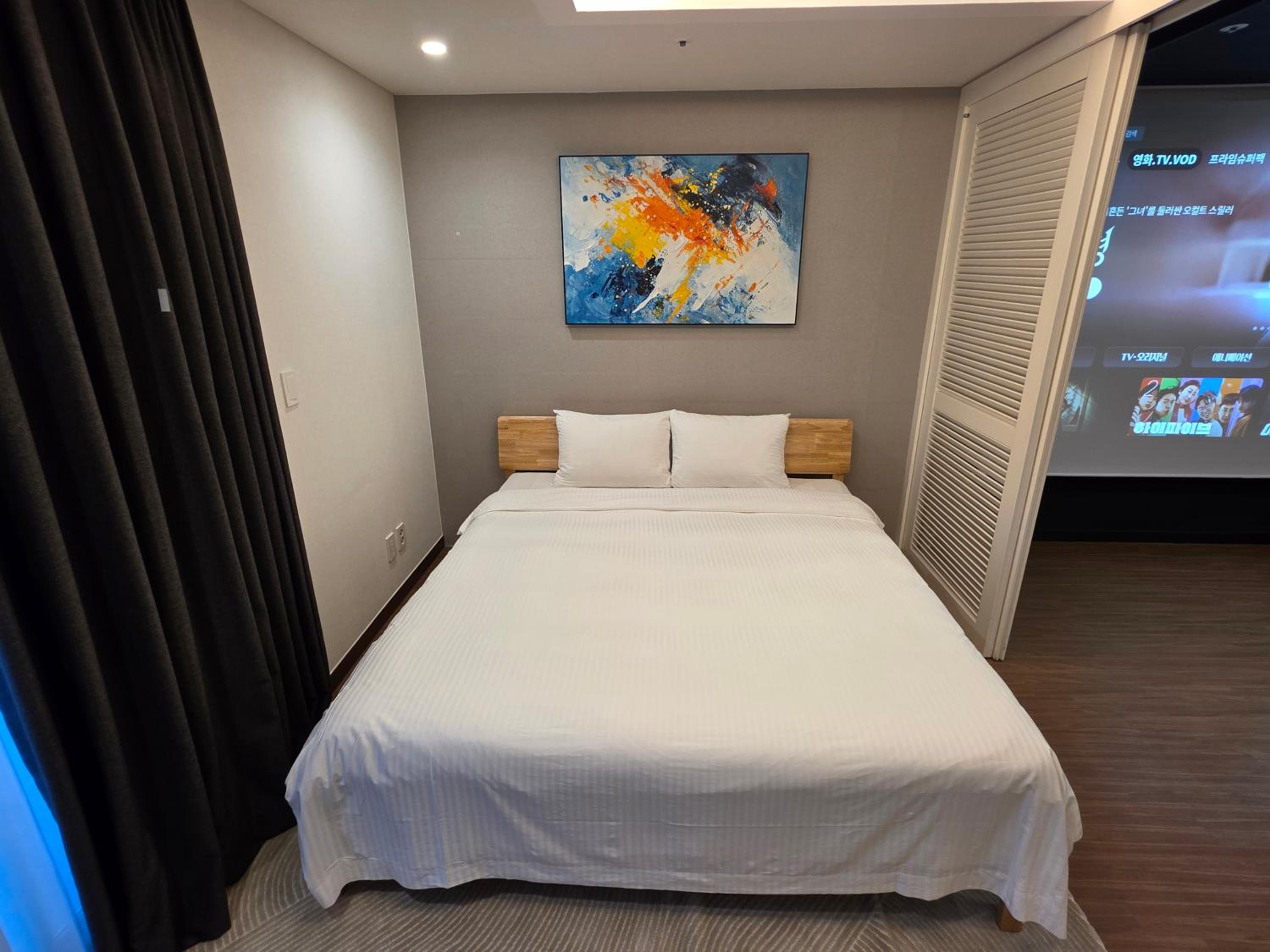 Cinema Suite Double (No Kitchen)