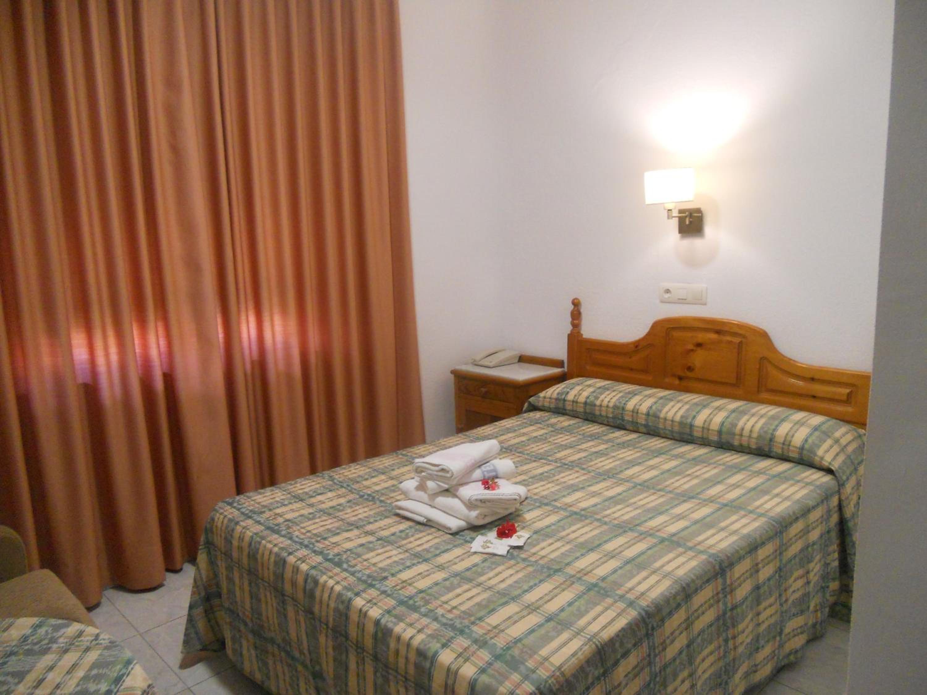 Habitación Doble o con Dos Camas