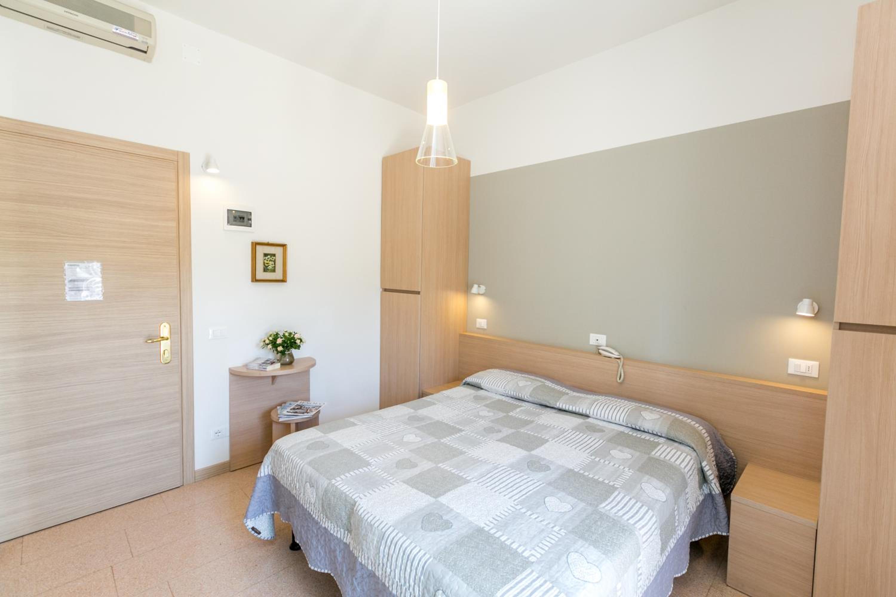 Double or Twin Room - Photo 1