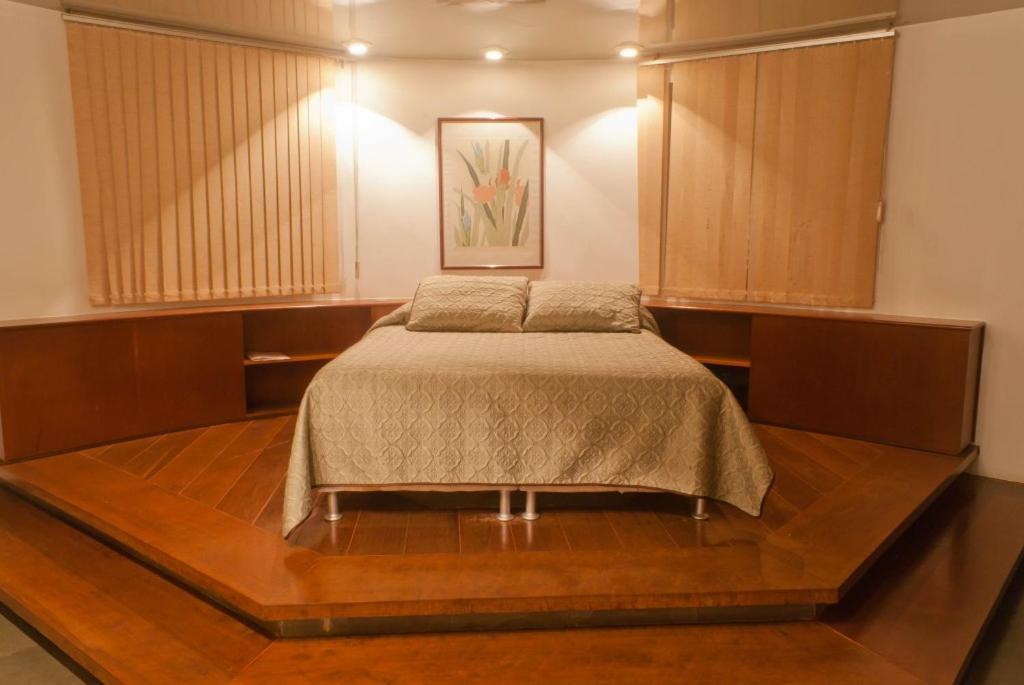 Suite with Spa Bath