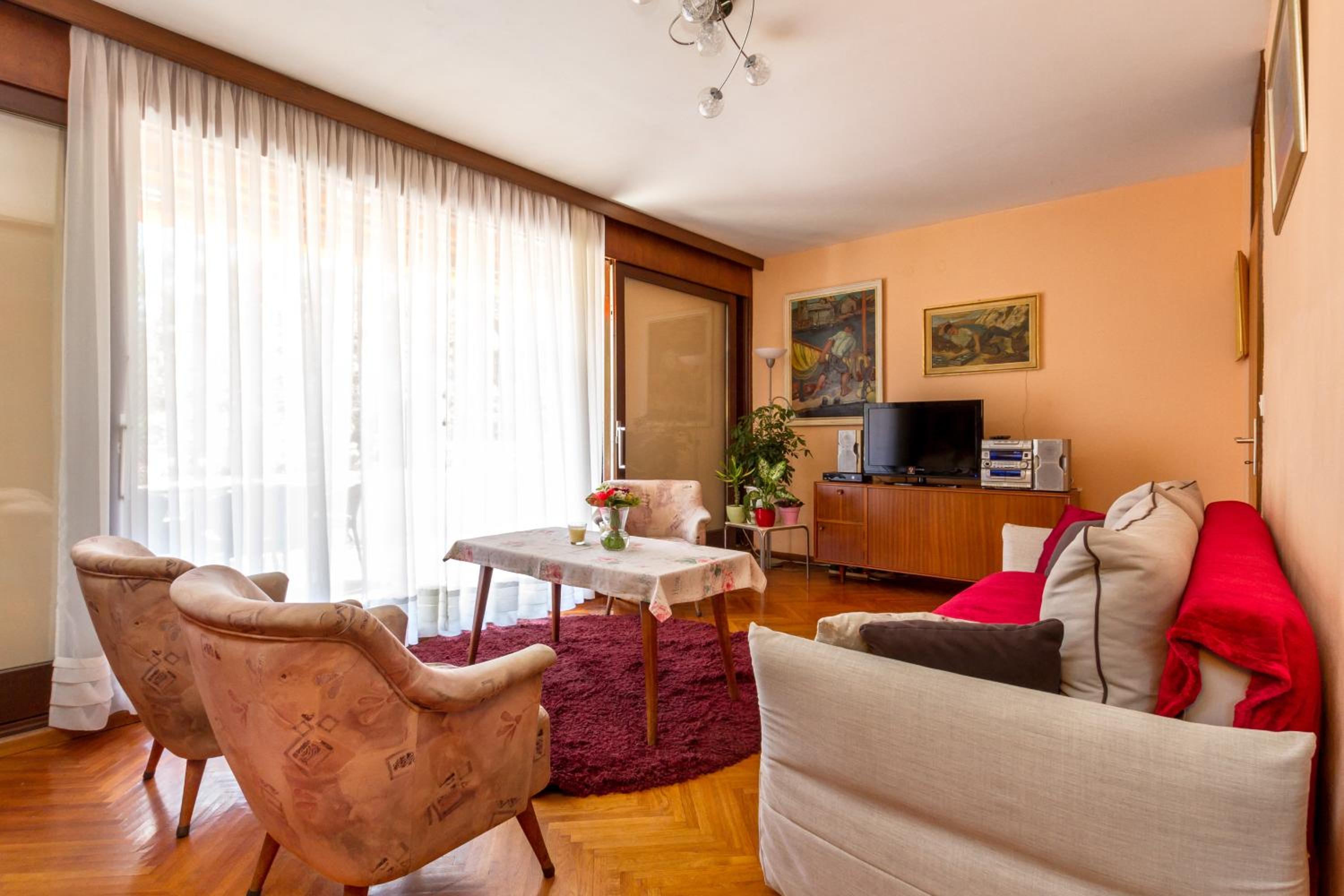 Apartment with Terrace