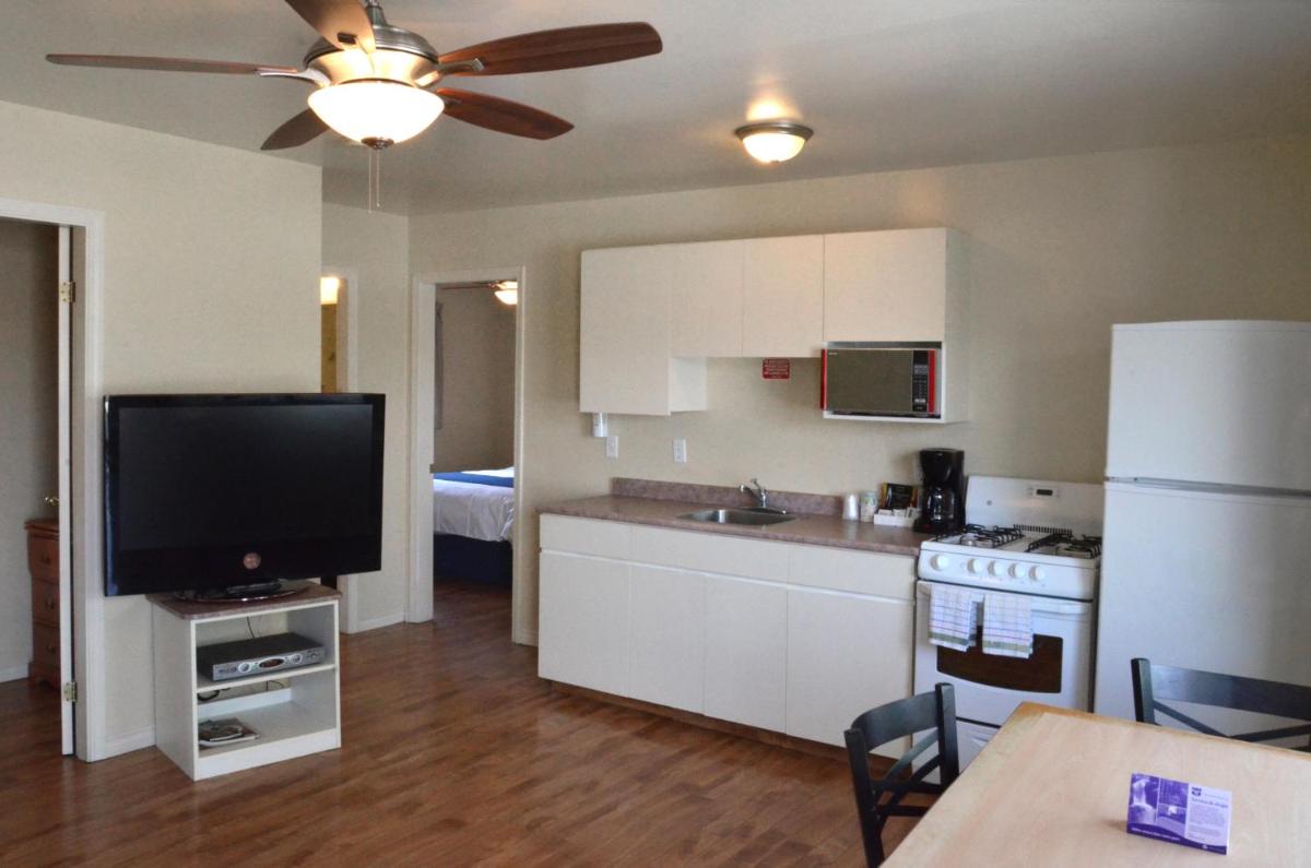 Two-Bedroom Suite photo 1