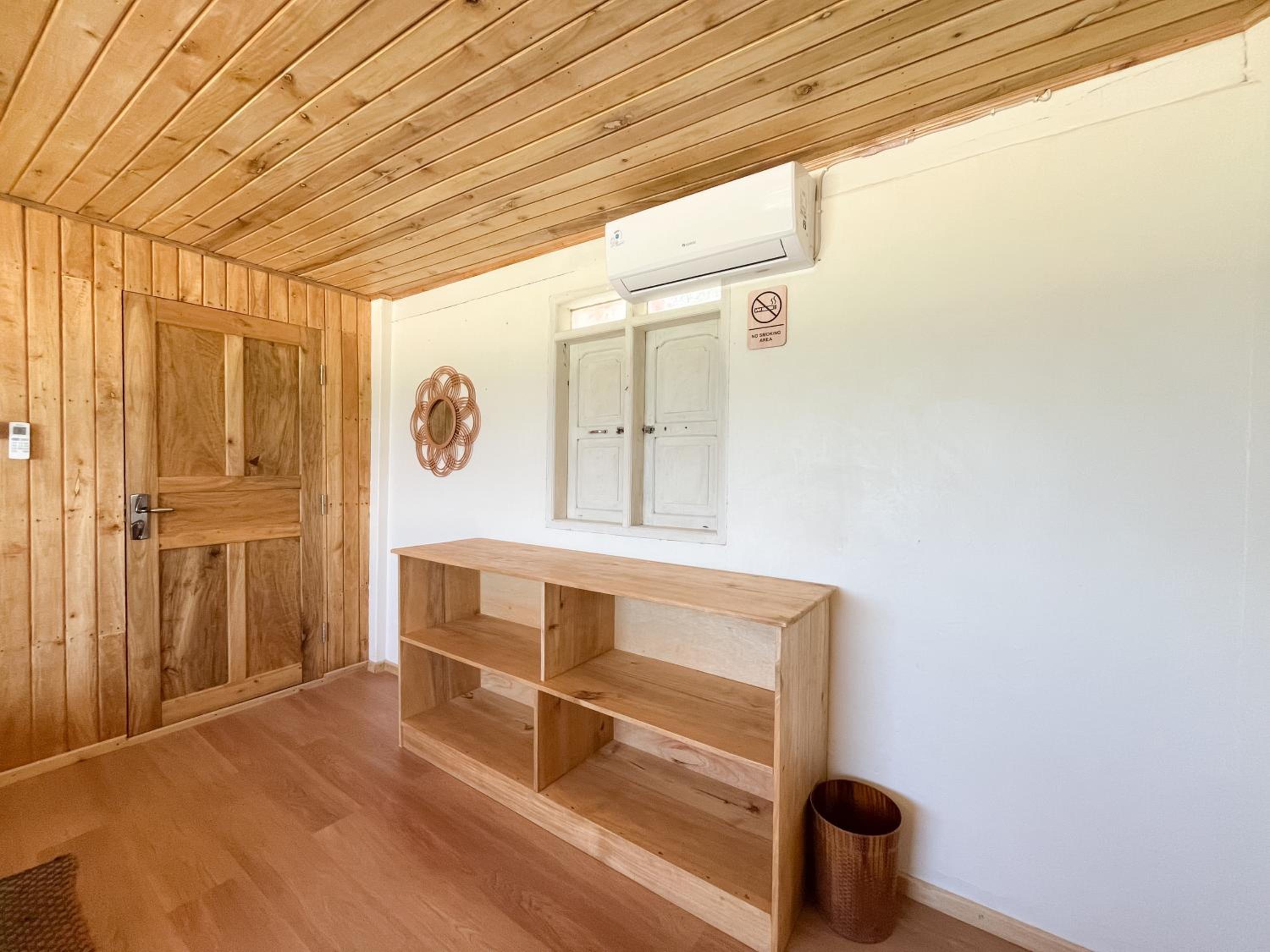 Twin Room with Sea View - Photo 2