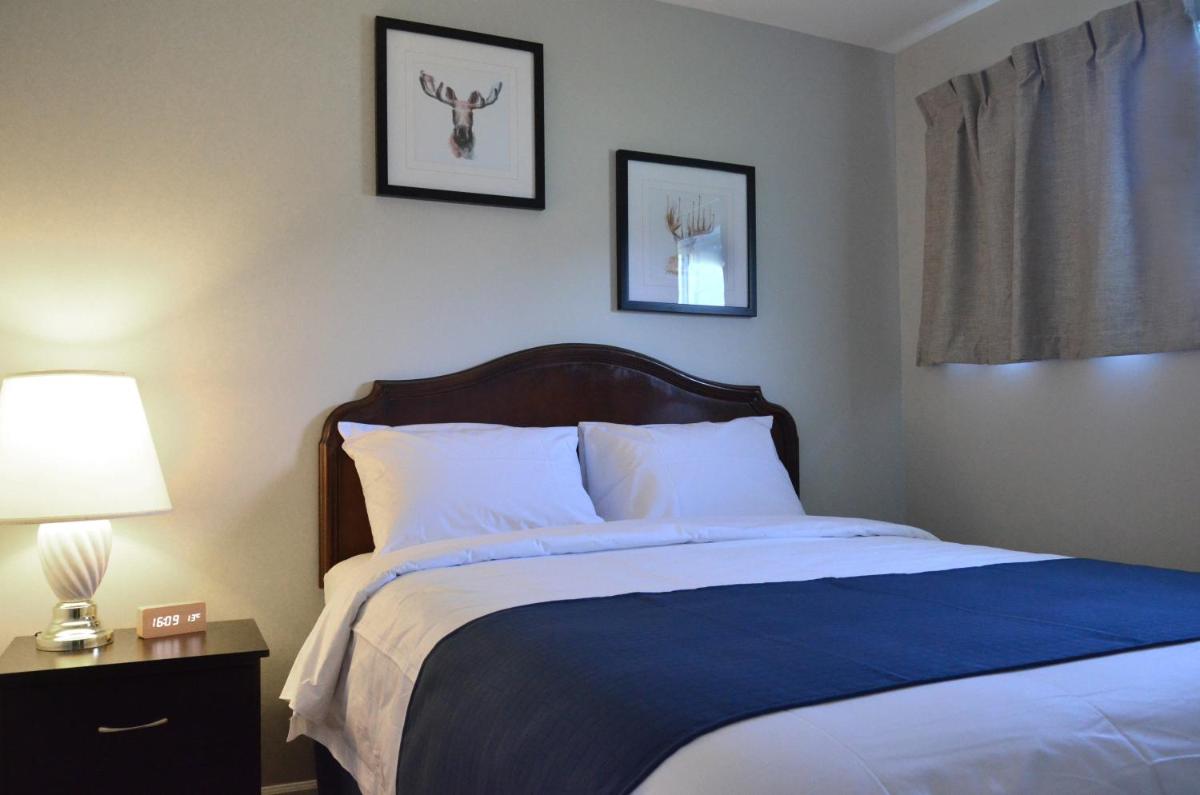One-Bedroom Suite photo 2